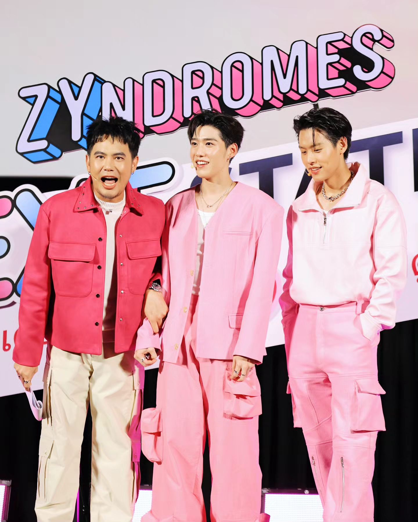 อ๋อง - เขมรัชต์ สุนทรนนท์