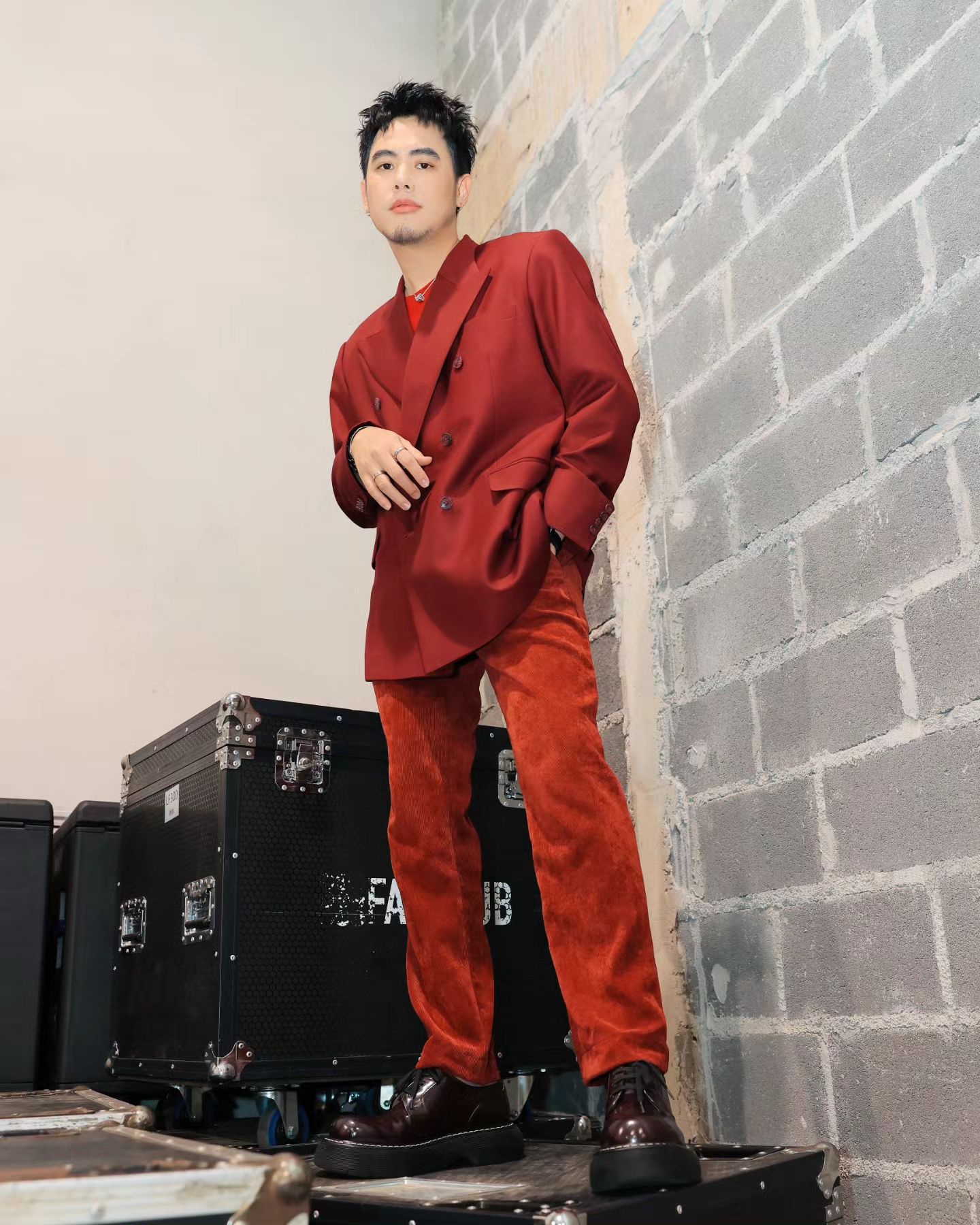 อ๋อง - เขมรัชต์ สุนทรนนท์