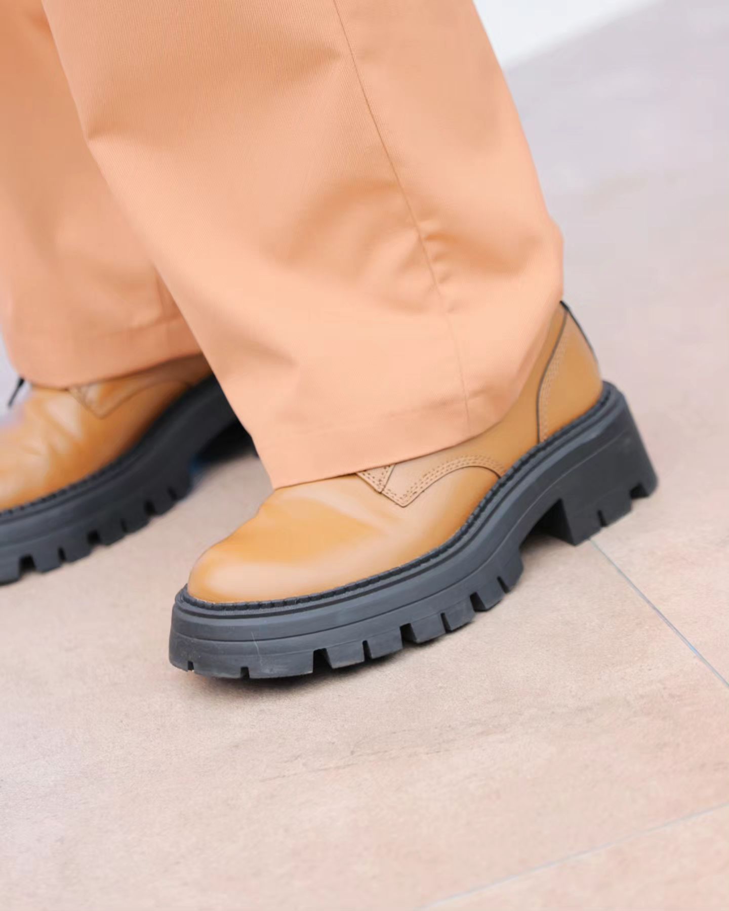 อ๋อง - เขมรัชต์ สุนทรนนท์