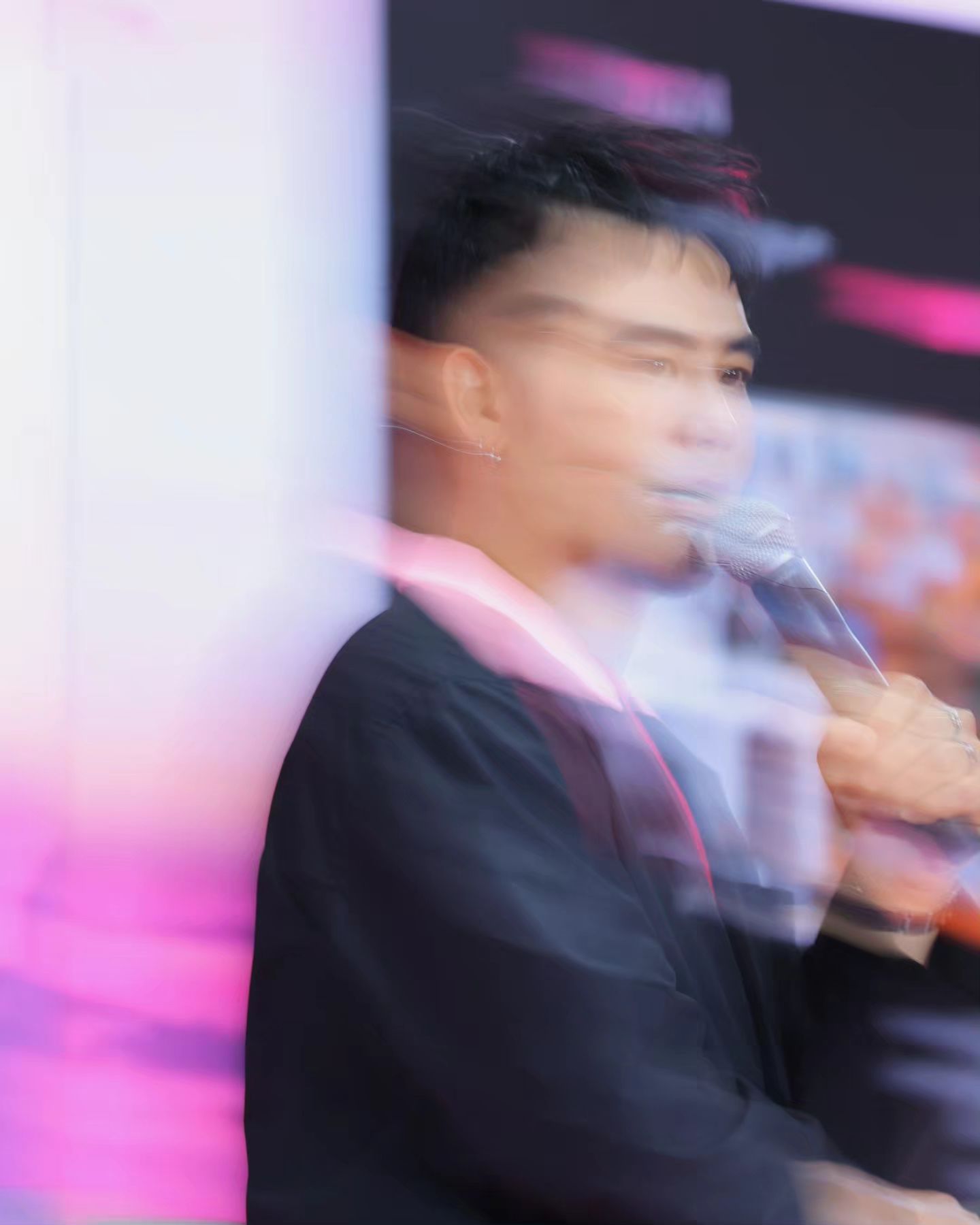 อ๋อง - เขมรัชต์ สุนทรนนท์