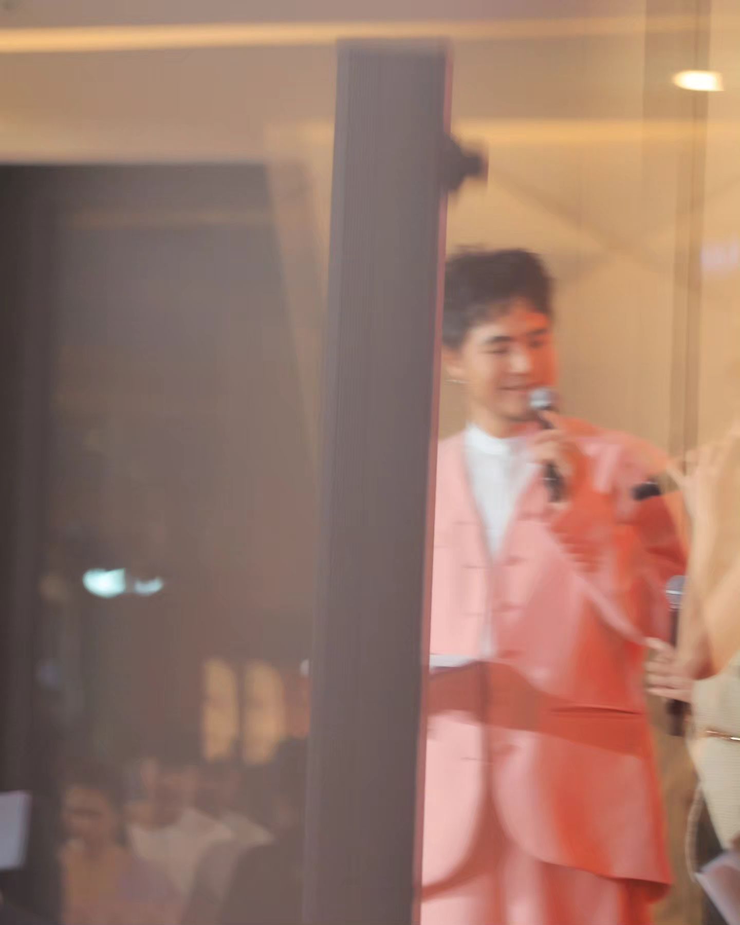 อ๋อง - เขมรัชต์ สุนทรนนท์