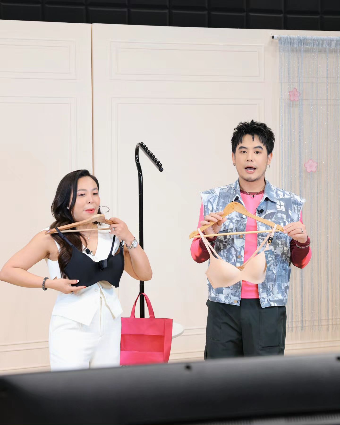 อ๋อง - เขมรัชต์ สุนทรนนท์