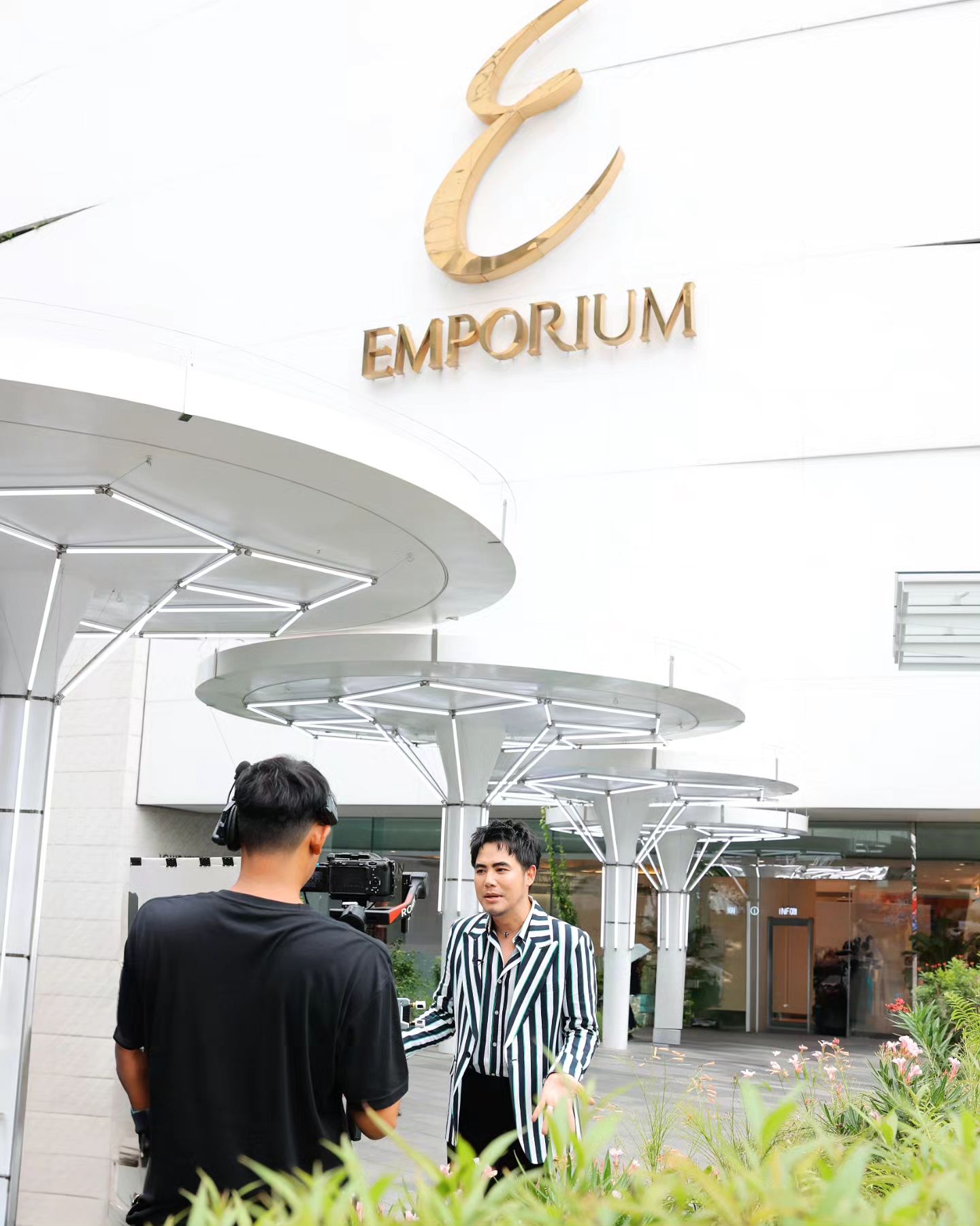 อ๋อง - เขมรัชต์ สุนทรนนท์