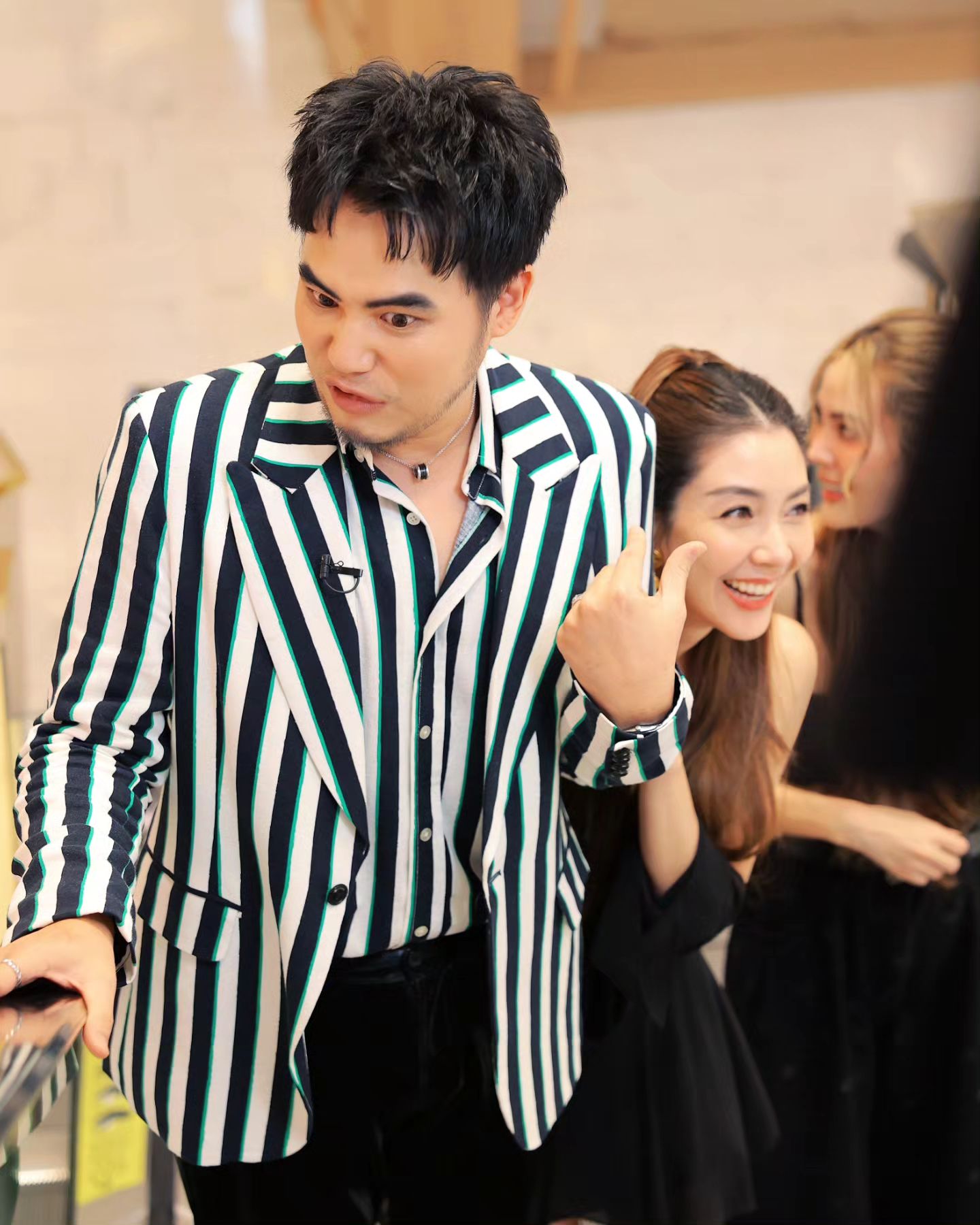 อ๋อง - เขมรัชต์ สุนทรนนท์