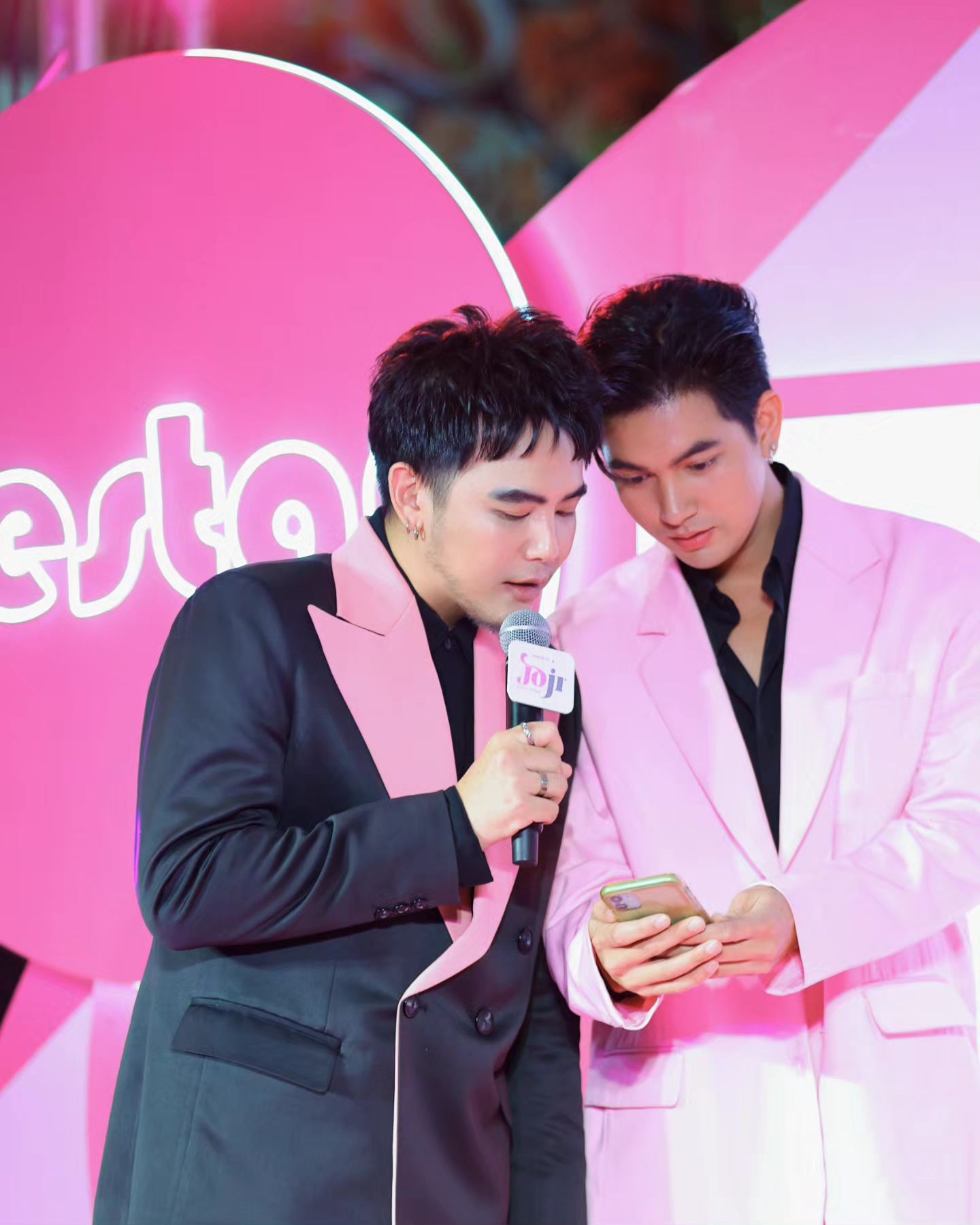 อ๋อง - เขมรัชต์ สุนทรนนท์