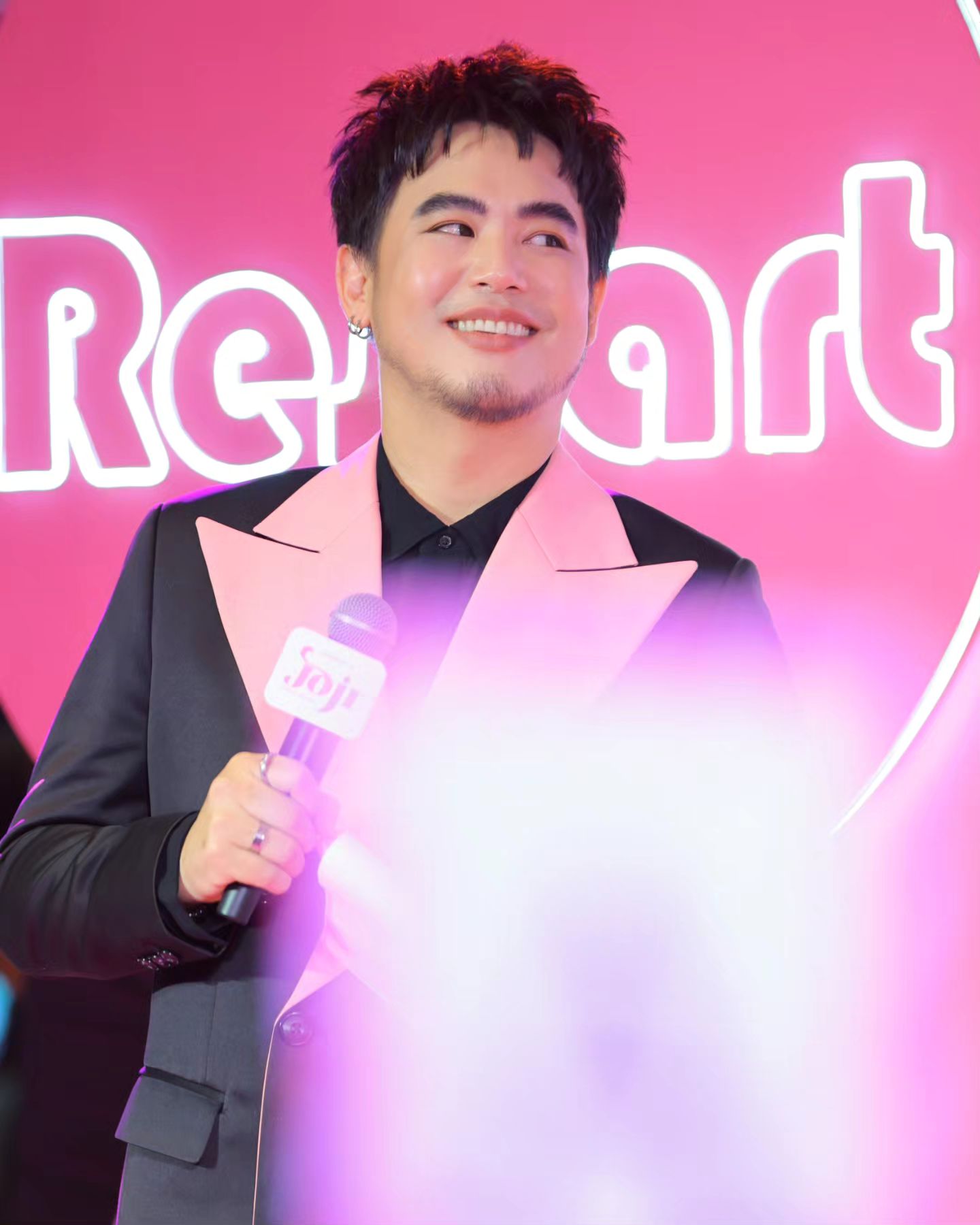อ๋อง - เขมรัชต์ สุนทรนนท์