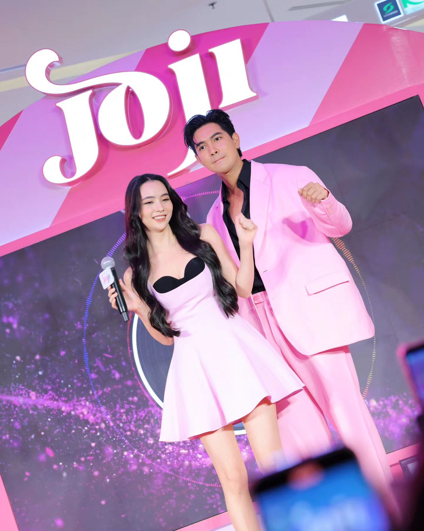 อ๋อง - เขมรัชต์ สุนทรนนท์