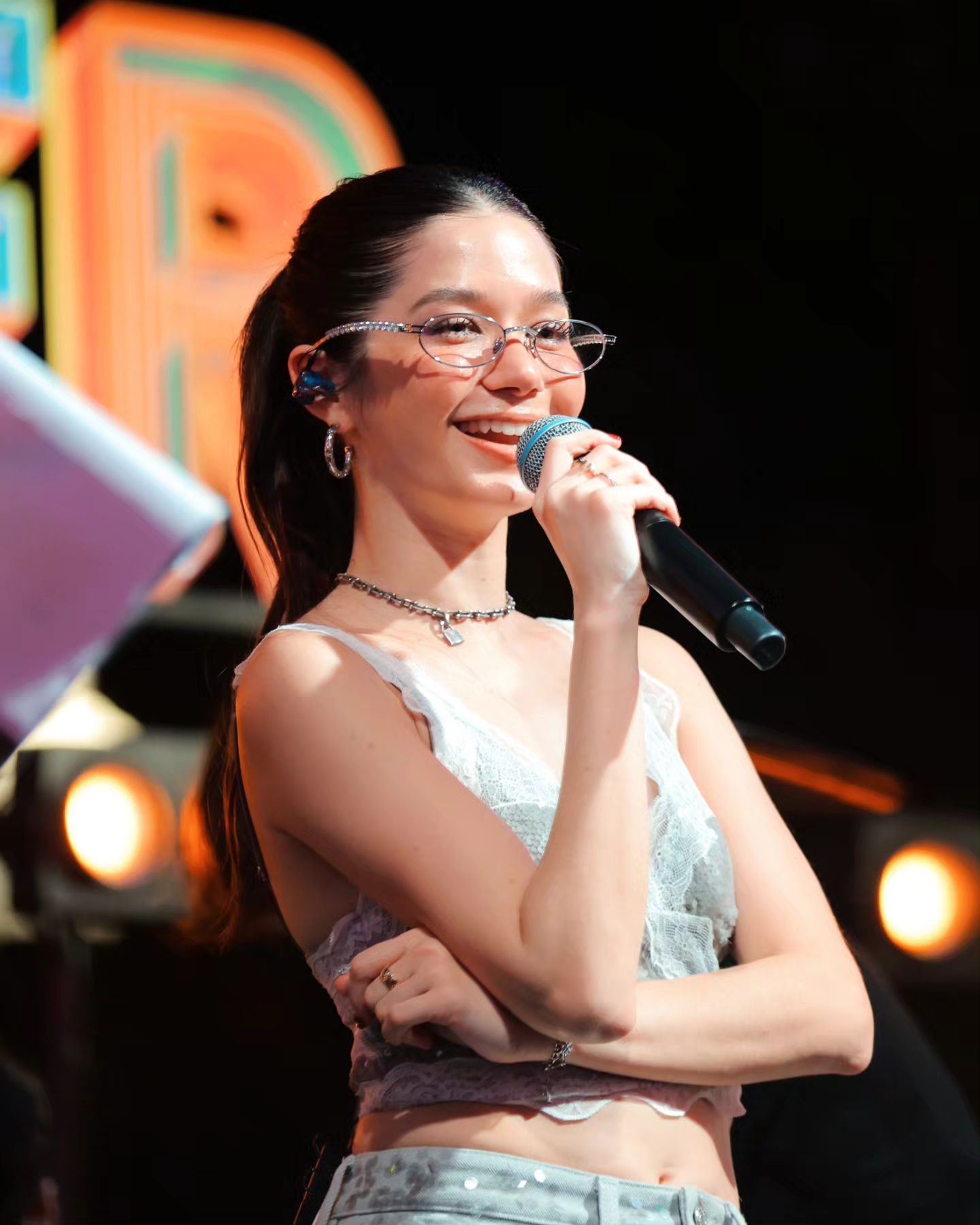 อ๋อง - เขมรัชต์ สุนทรนนท์