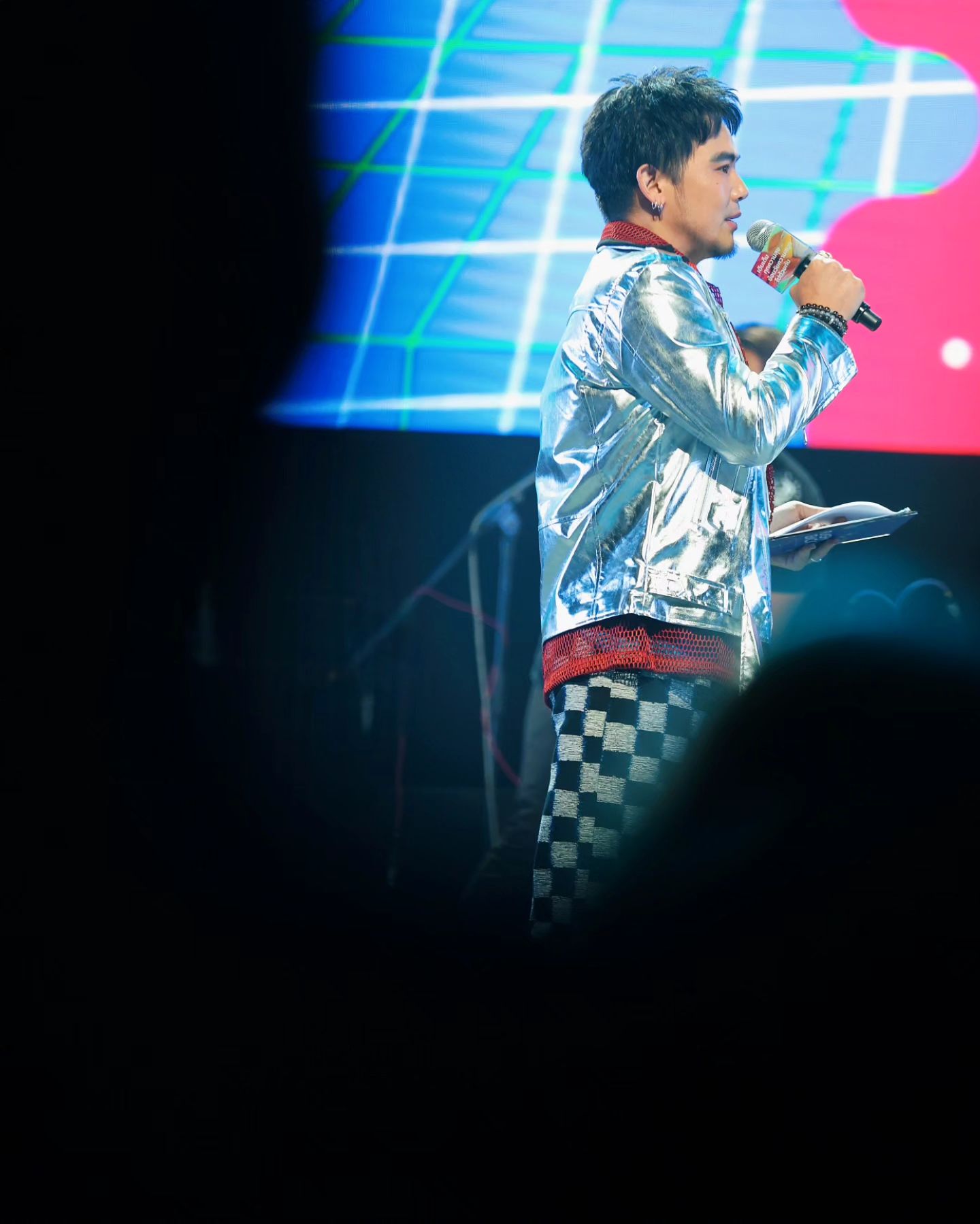 อ๋อง - เขมรัชต์ สุนทรนนท์