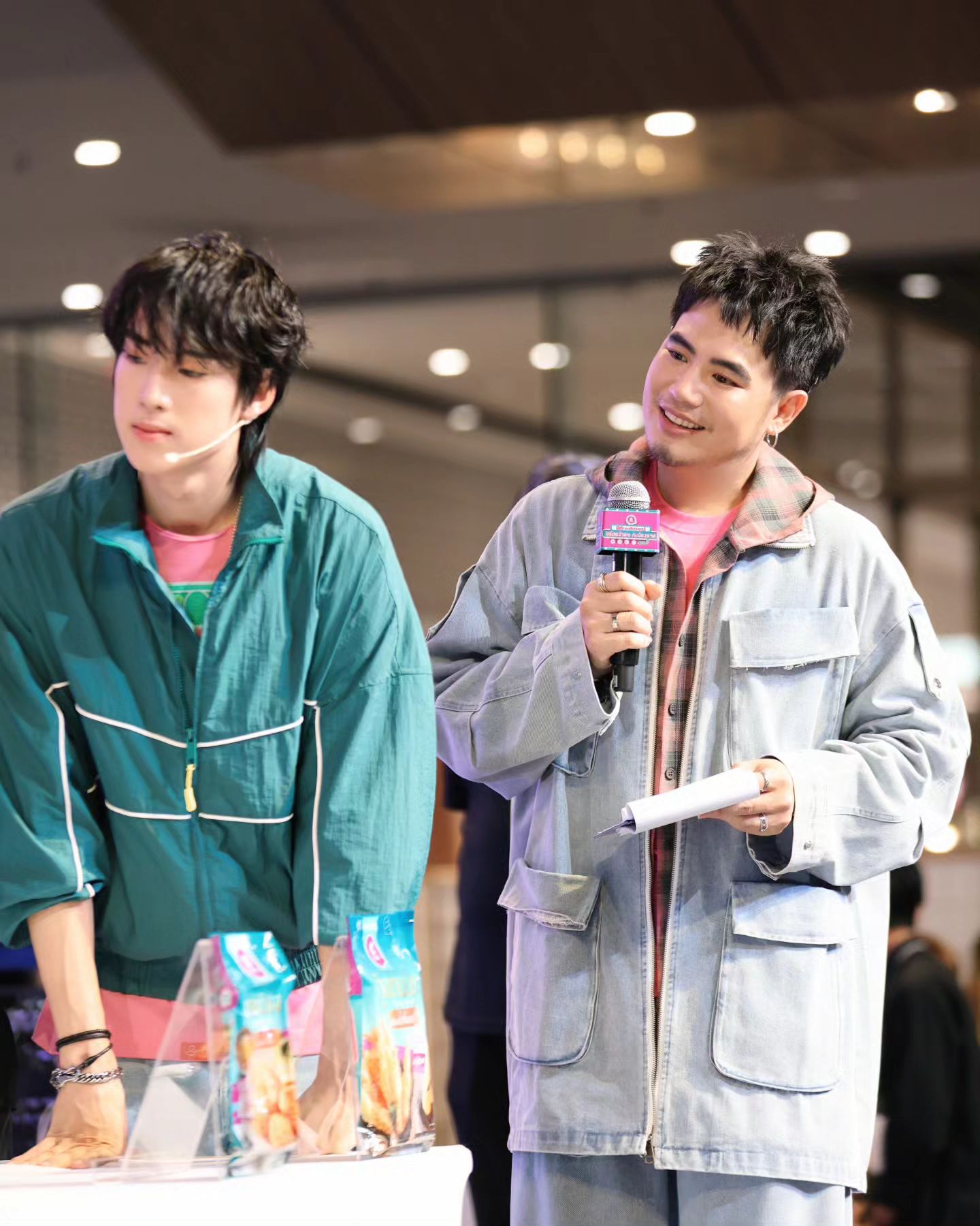 อ๋อง - เขมรัชต์ สุนทรนนท์