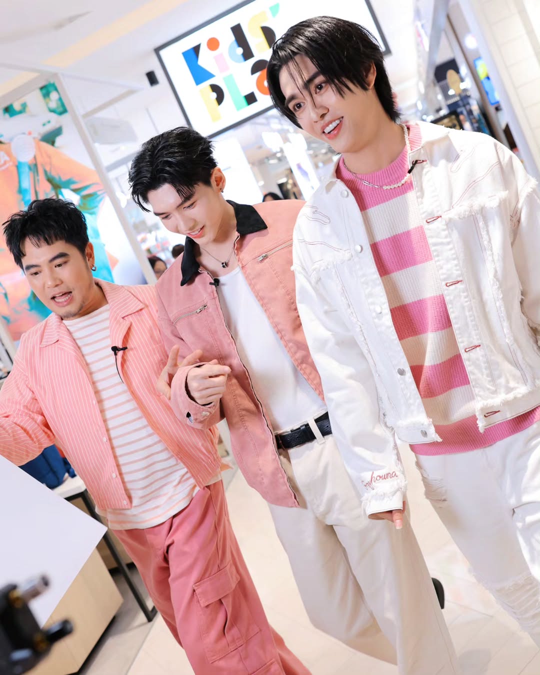 อ๋อง - เขมรัชต์ สุนทรนนท์