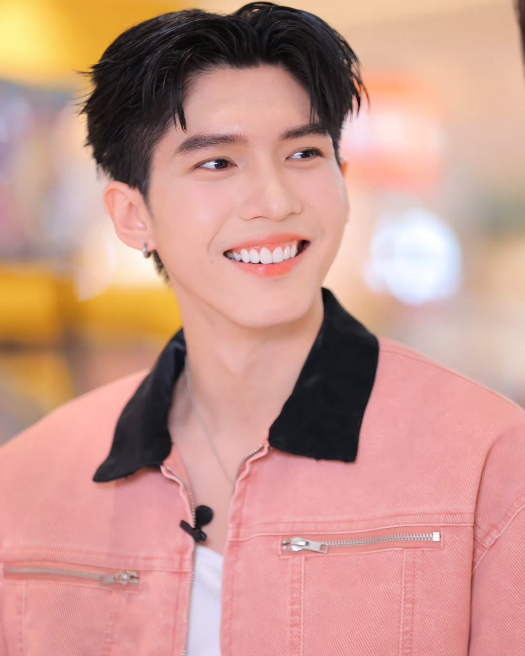 อ๋อง - เขมรัชต์ สุนทรนนท์