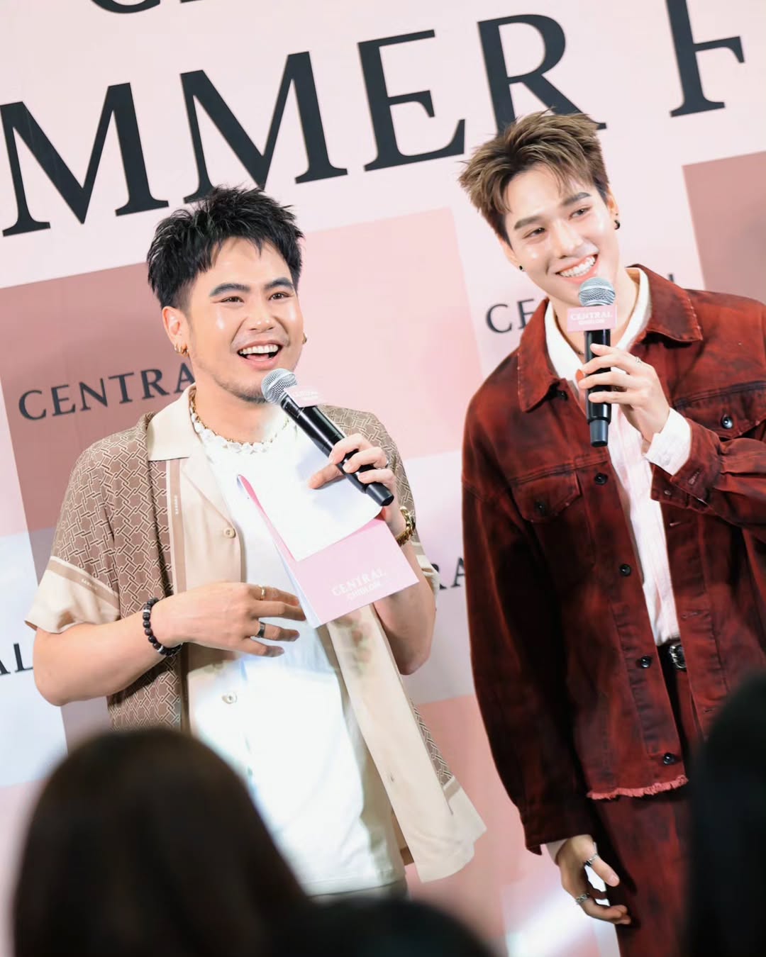 อ๋อง - เขมรัชต์ สุนทรนนท์