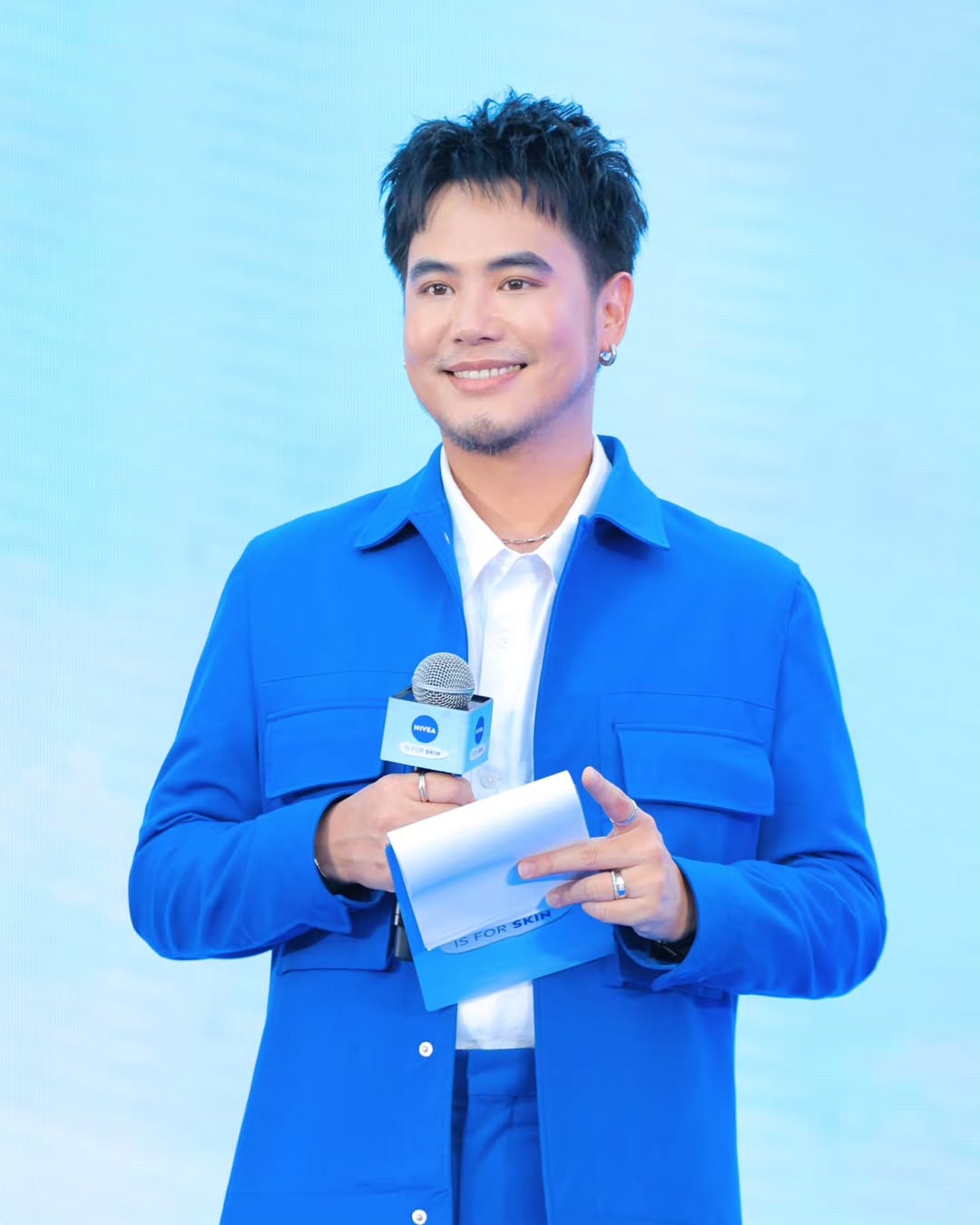 อ๋อง - เขมรัชต์ สุนทรนนท์