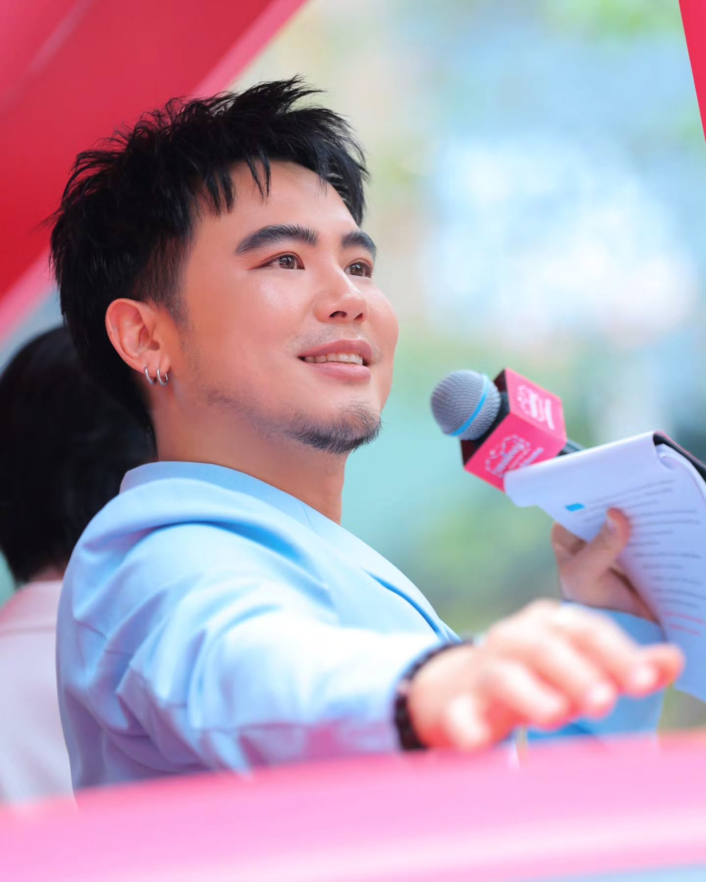 อ๋อง - เขมรัชต์ สุนทรนนท์