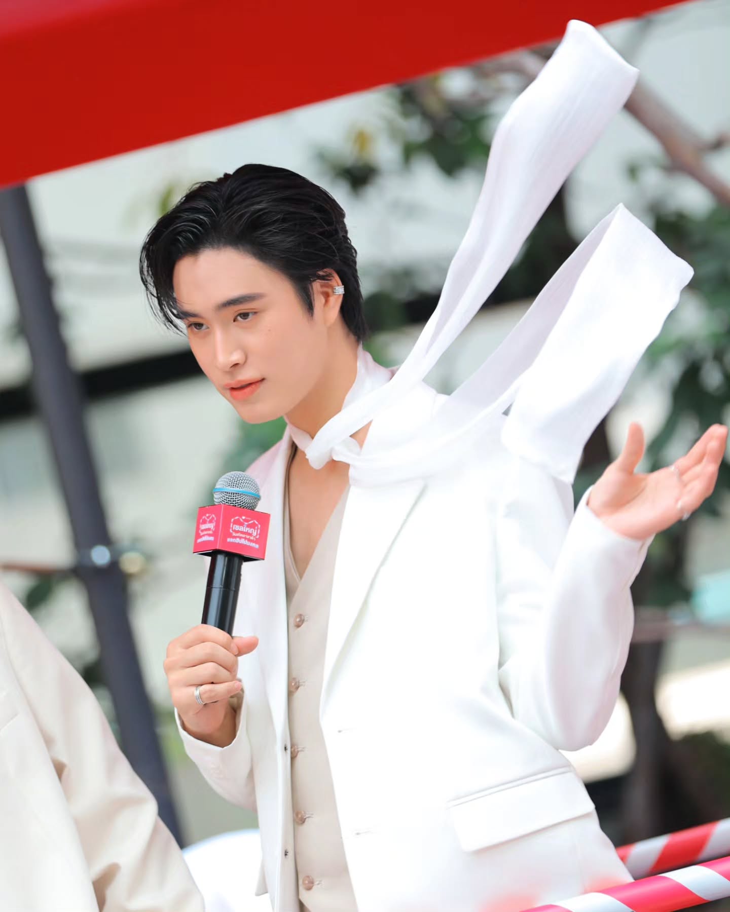 อ๋อง - เขมรัชต์ สุนทรนนท์