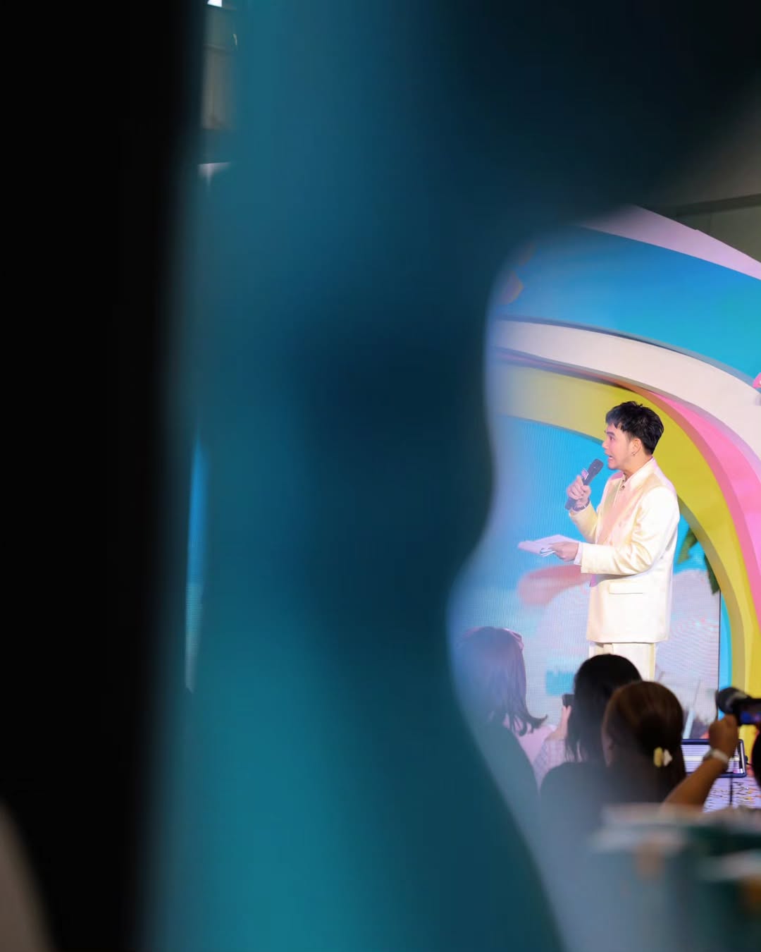อ๋อง - เขมรัชต์ สุนทรนนท์