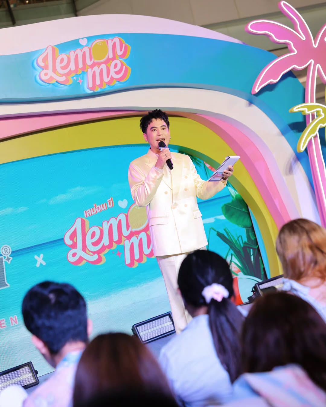 อ๋อง - เขมรัชต์ สุนทรนนท์