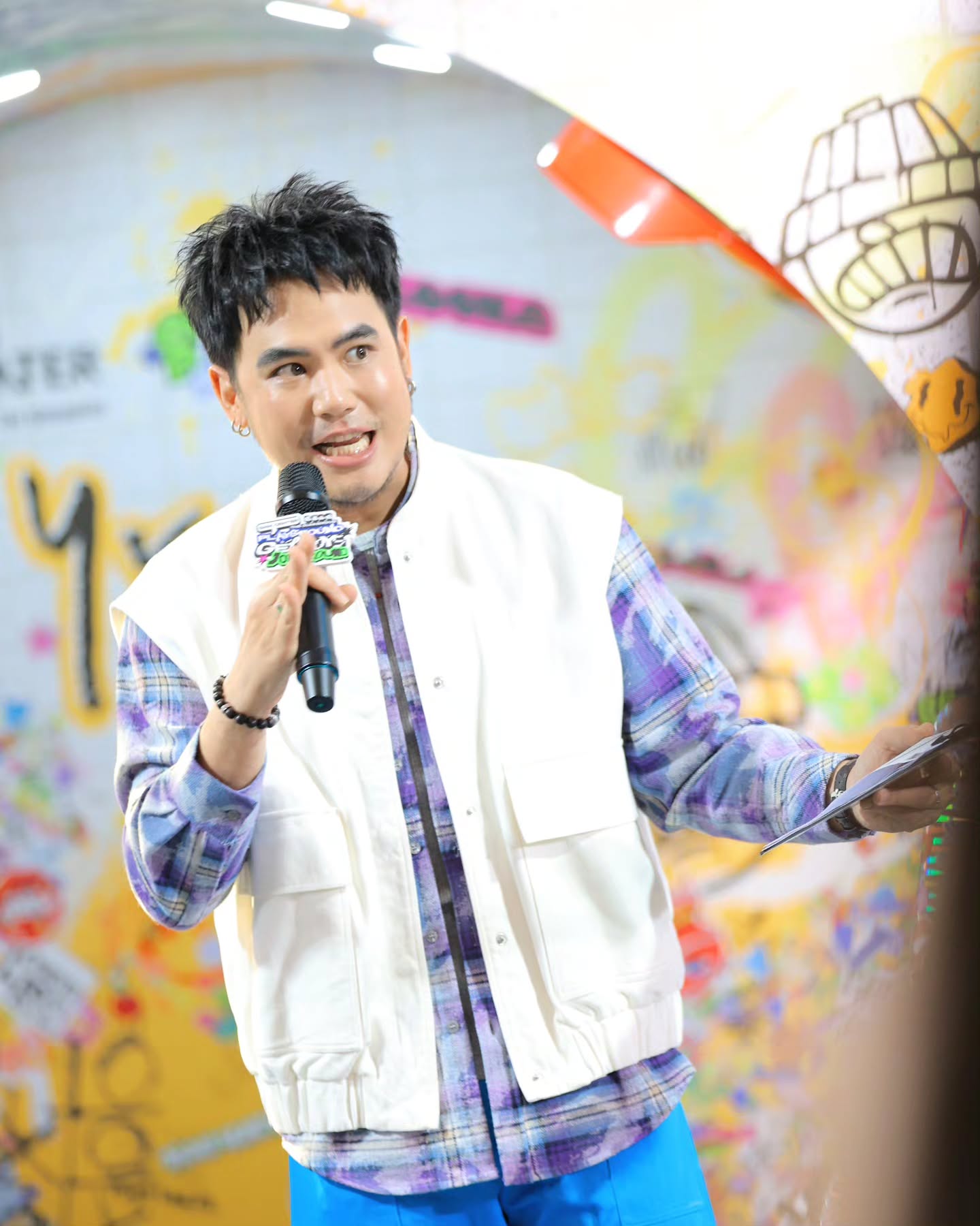 อ๋อง - เขมรัชต์ สุนทรนนท์
