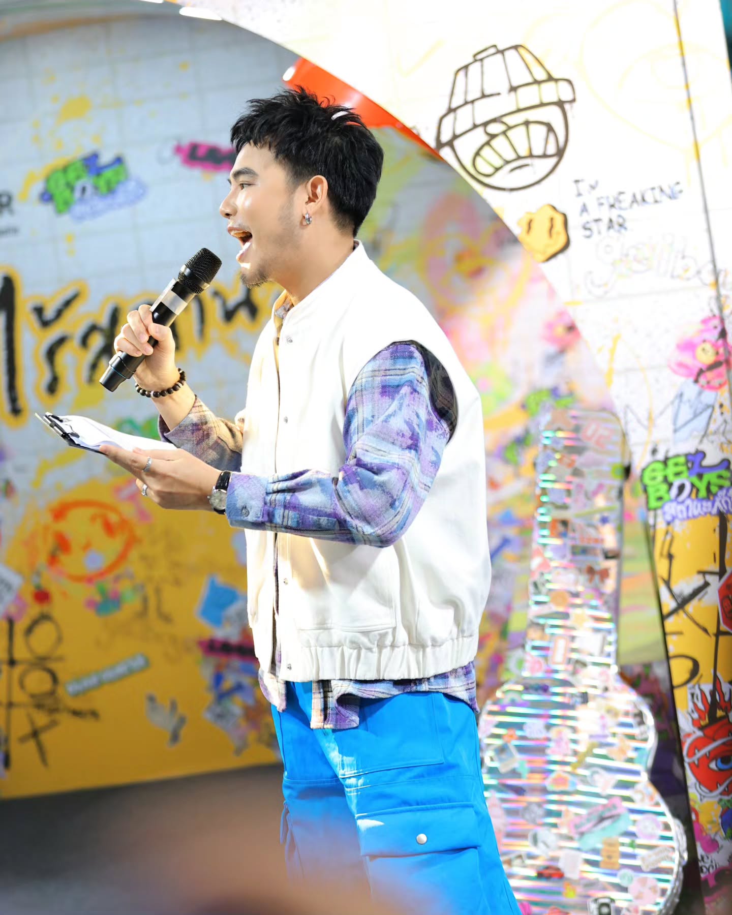 อ๋อง - เขมรัชต์ สุนทรนนท์