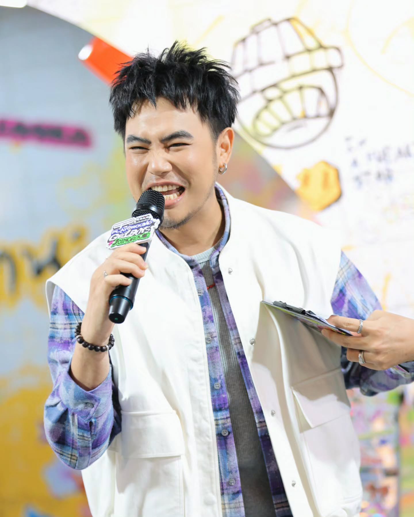 อ๋อง - เขมรัชต์ สุนทรนนท์