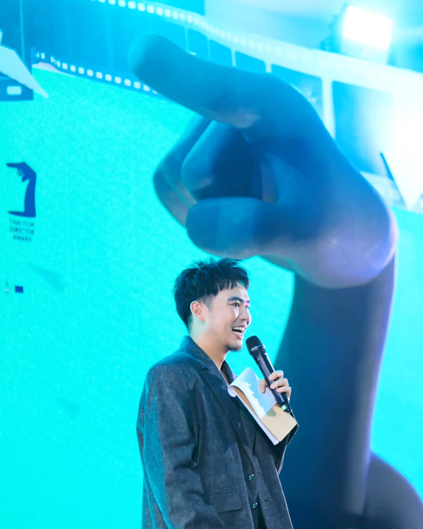 อ๋อง - เขมรัชต์ สุนทรนนท์