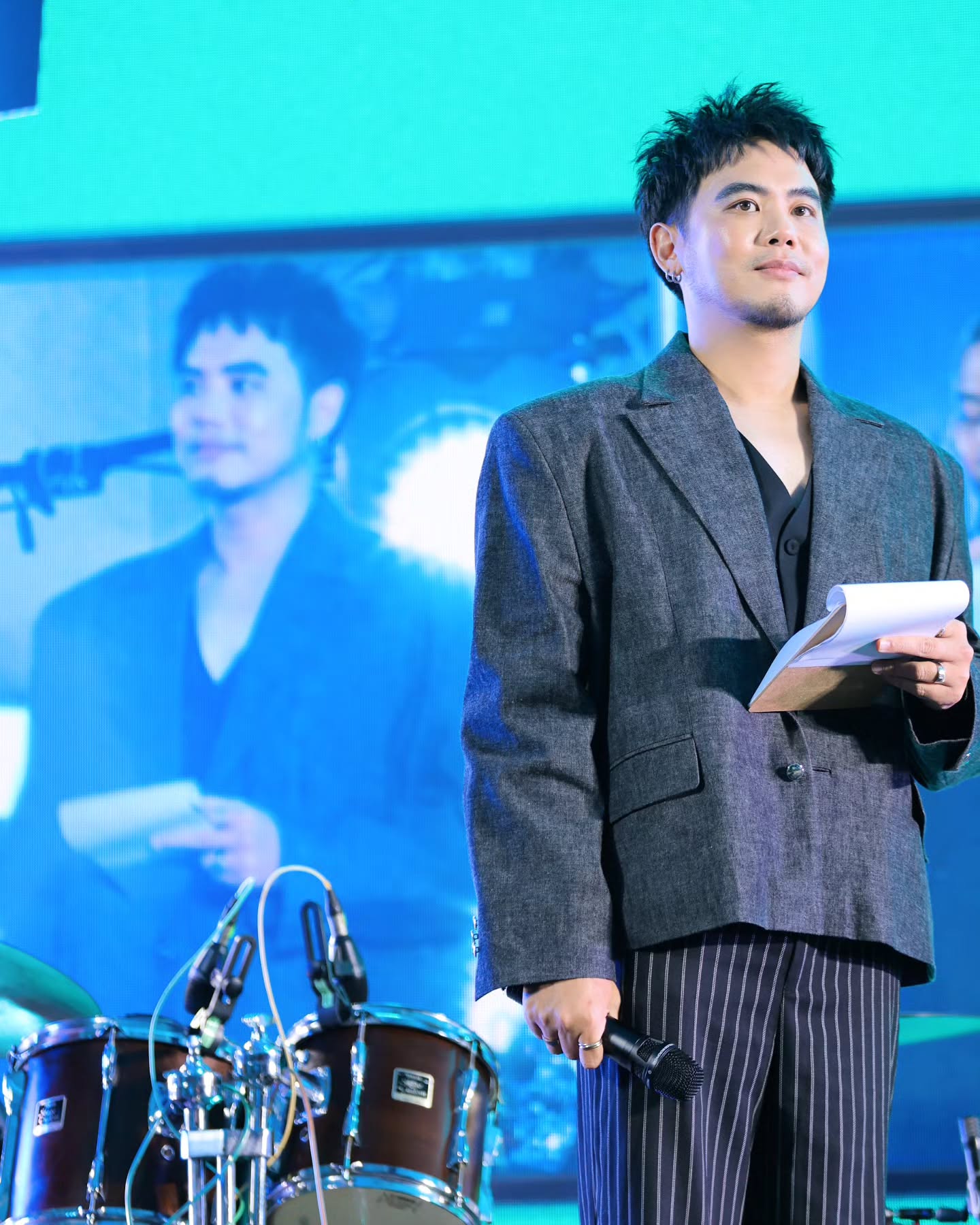 อ๋อง - เขมรัชต์ สุนทรนนท์