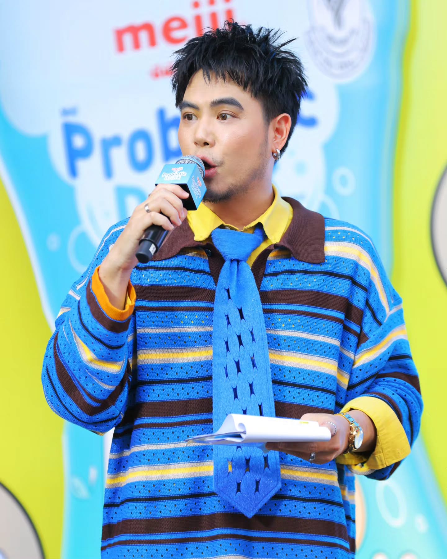 อ๋อง - เขมรัชต์ สุนทรนนท์