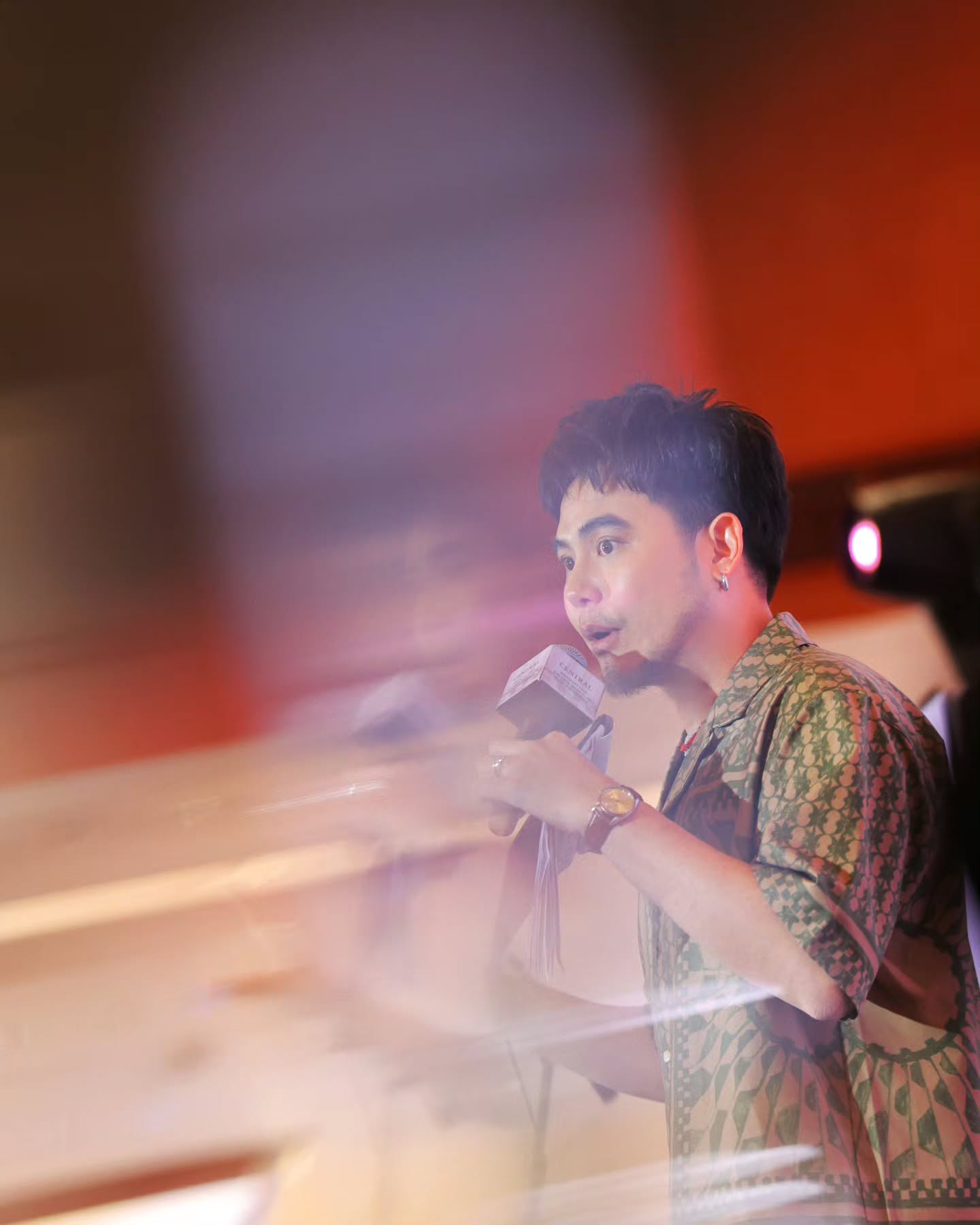 อ๋อง - เขมรัชต์ สุนทรนนท์