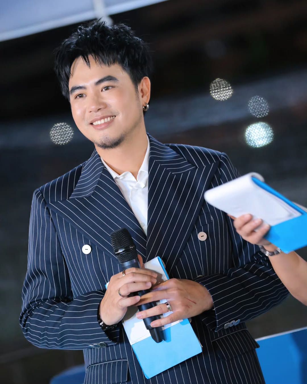 อ๋อง - เขมรัชต์ สุนทรนนท์