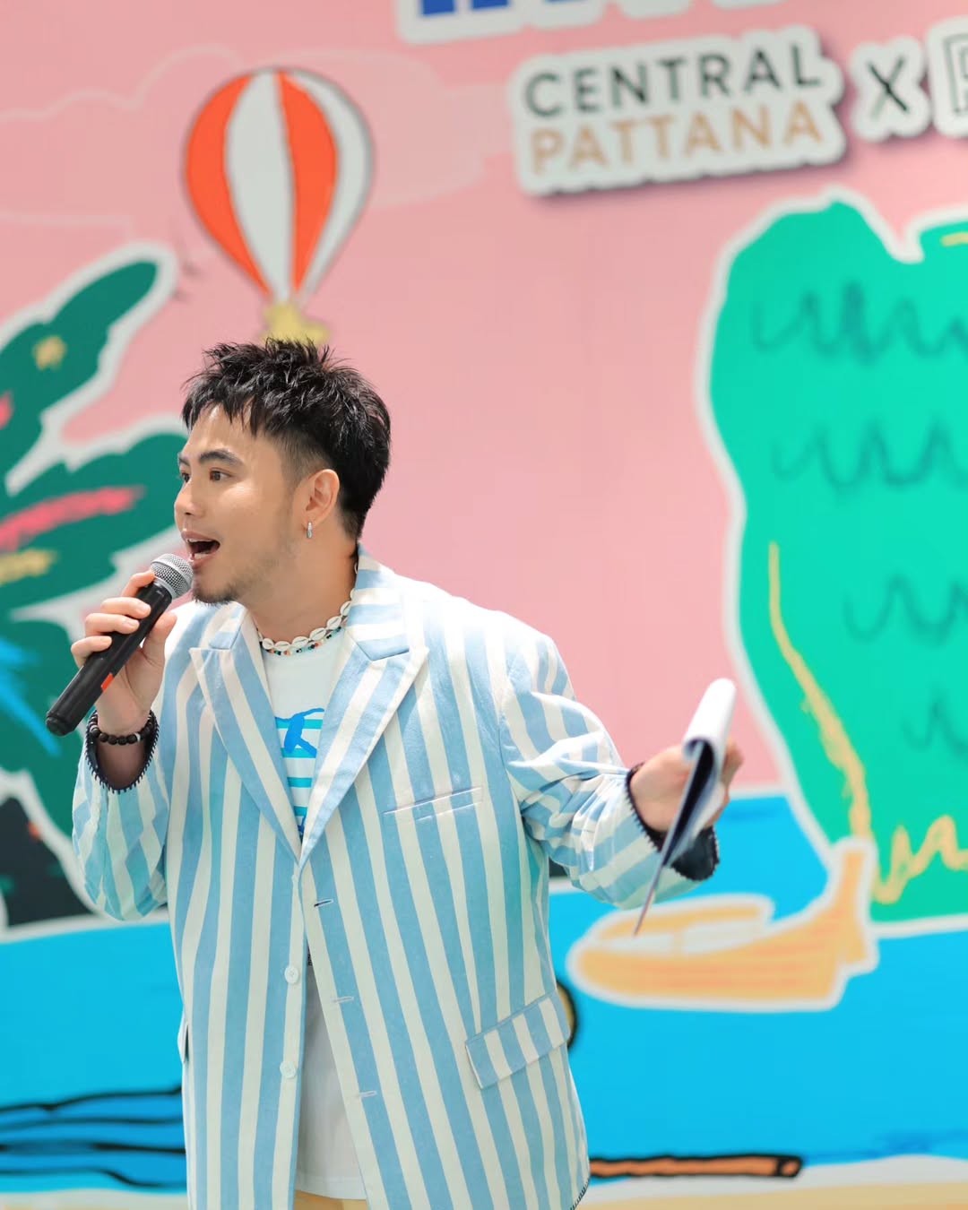 อ๋อง - เขมรัชต์ สุนทรนนท์