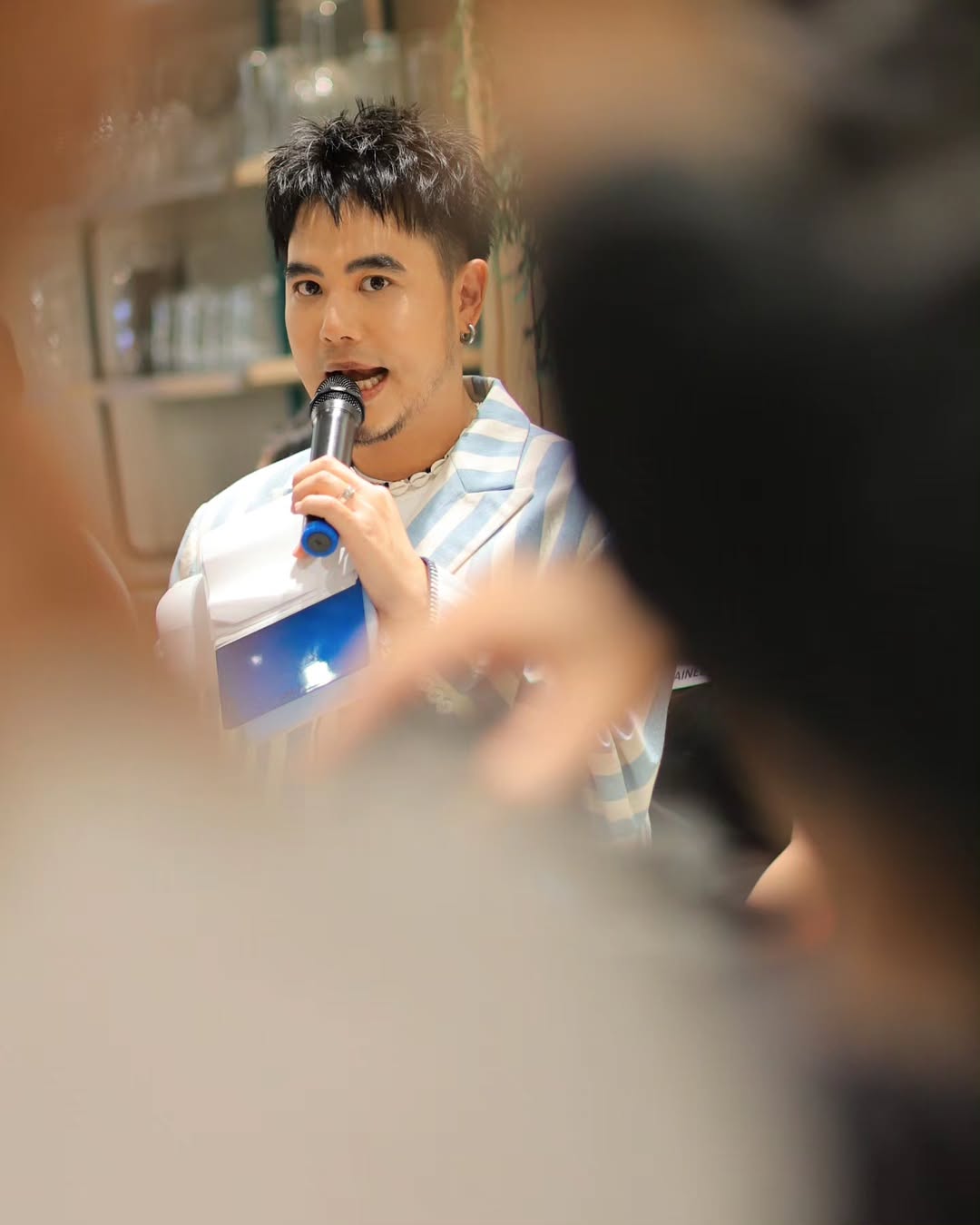 อ๋อง - เขมรัชต์ สุนทรนนท์