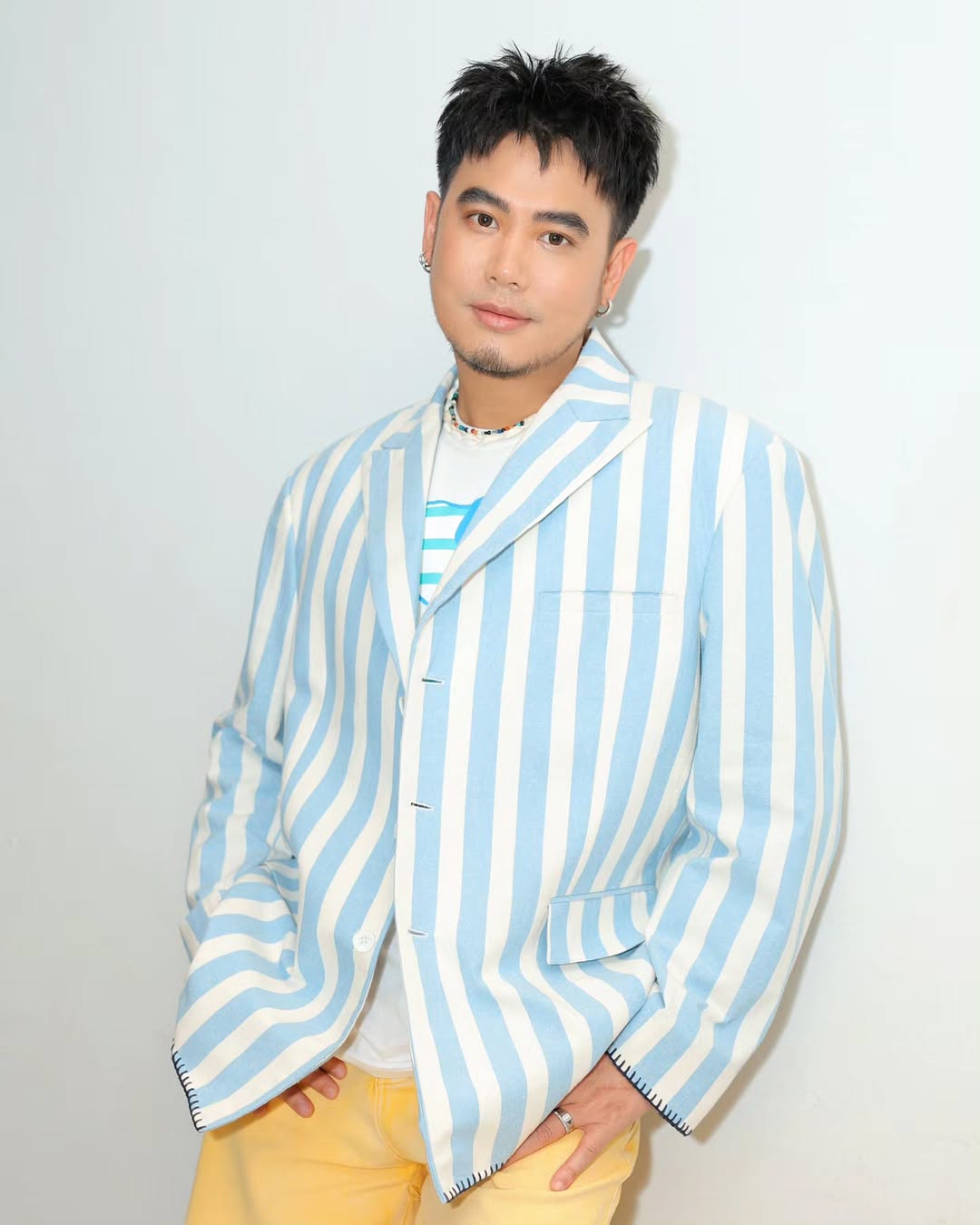 อ๋อง - เขมรัชต์ สุนทรนนท์