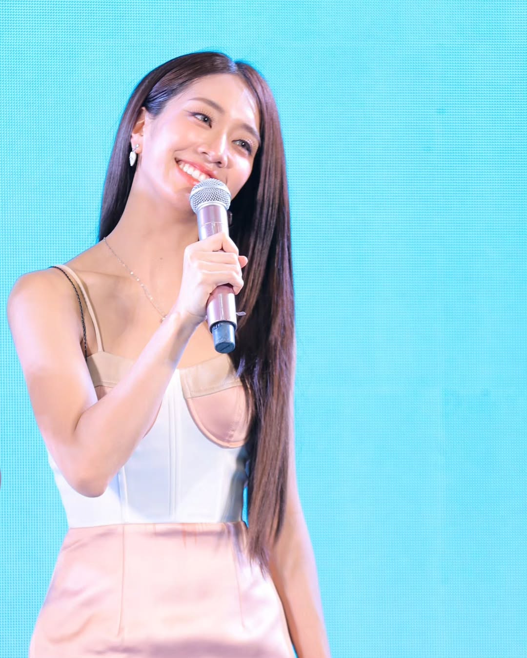 อ๋อง - เขมรัชต์ สุนทรนนท์