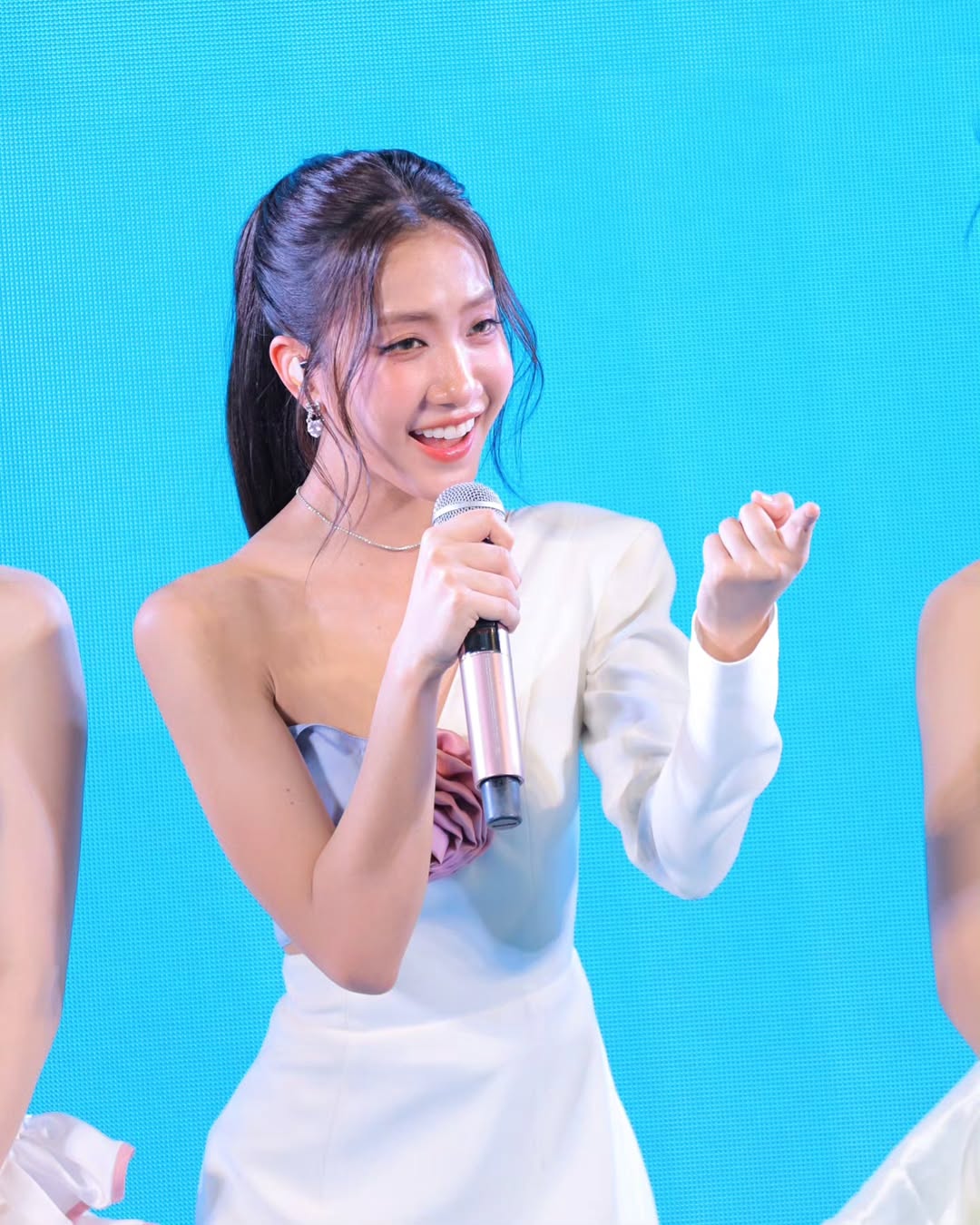 อ๋อง - เขมรัชต์ สุนทรนนท์