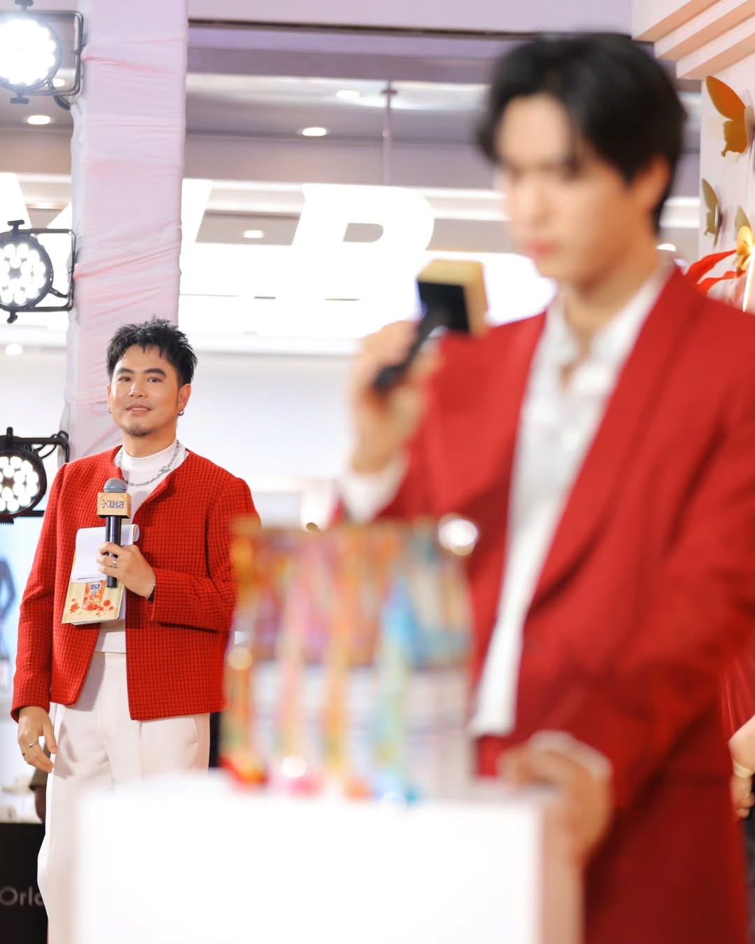 อ๋อง - เขมรัชต์ สุนทรนนท์