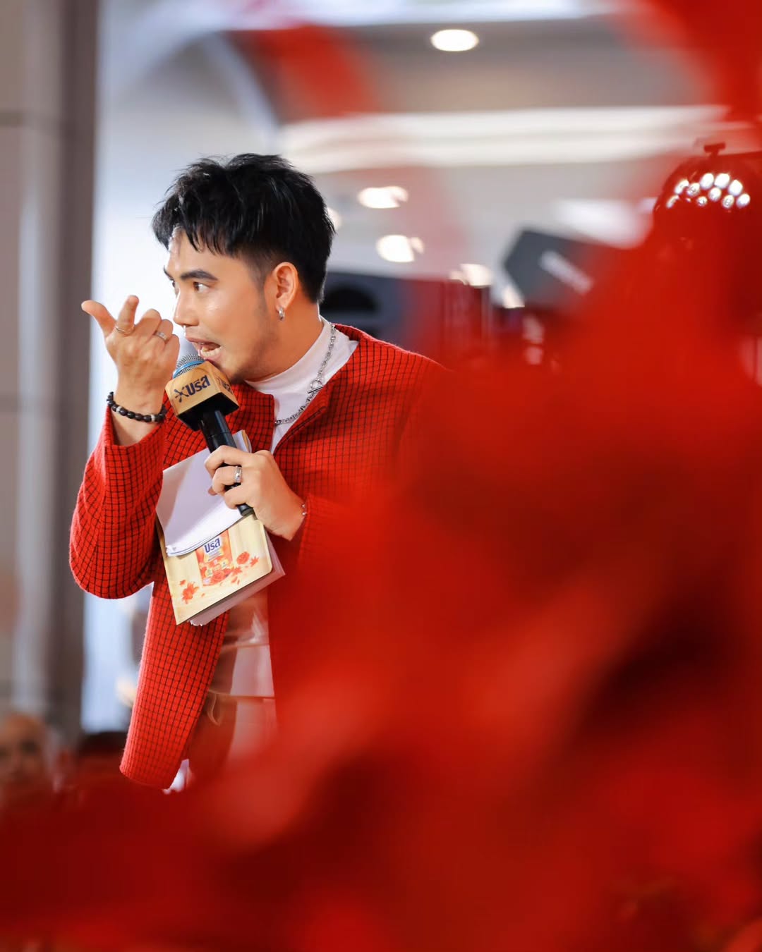 อ๋อง - เขมรัชต์ สุนทรนนท์