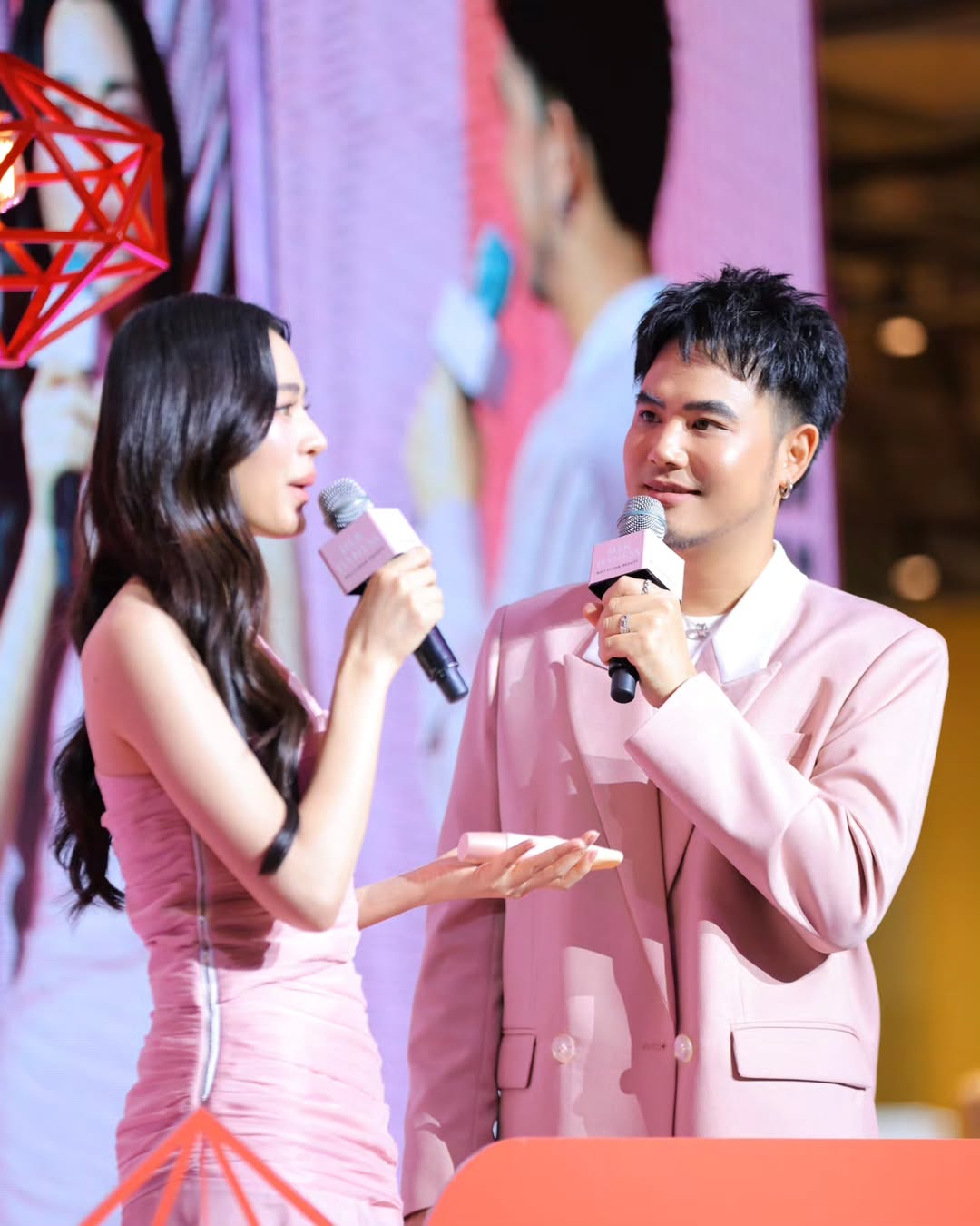 อ๋อง - เขมรัชต์ สุนทรนนท์
