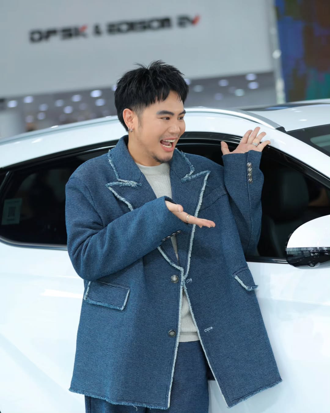 อ๋อง - เขมรัชต์ สุนทรนนท์