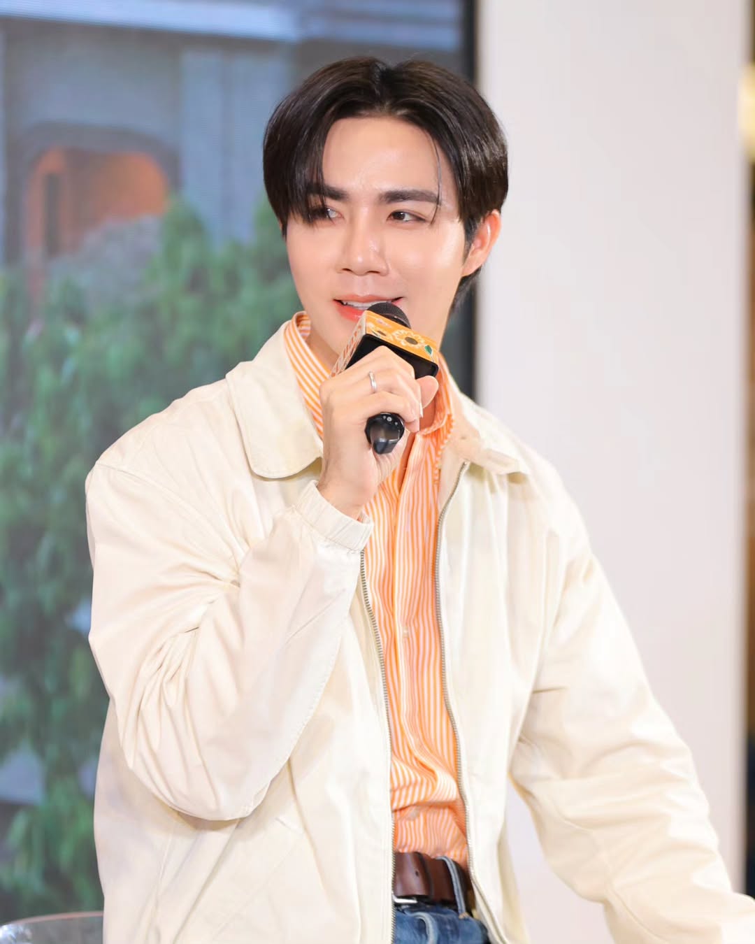 อ๋อง - เขมรัชต์ สุนทรนนท์