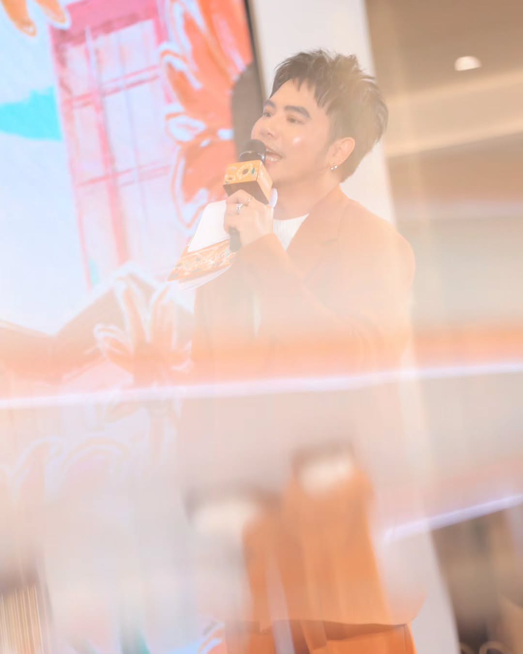 อ๋อง - เขมรัชต์ สุนทรนนท์