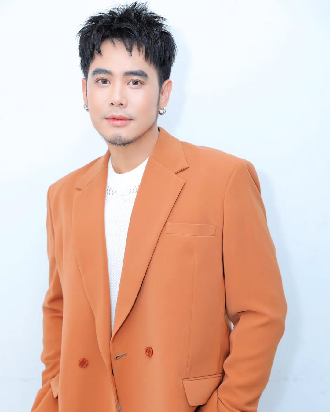 อ๋อง - เขมรัชต์ สุนทรนนท์