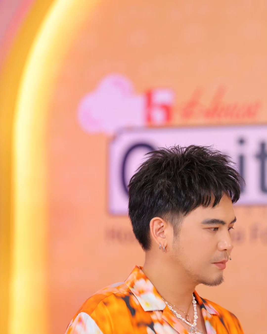 อ๋อง - เขมรัชต์ สุนทรนนท์