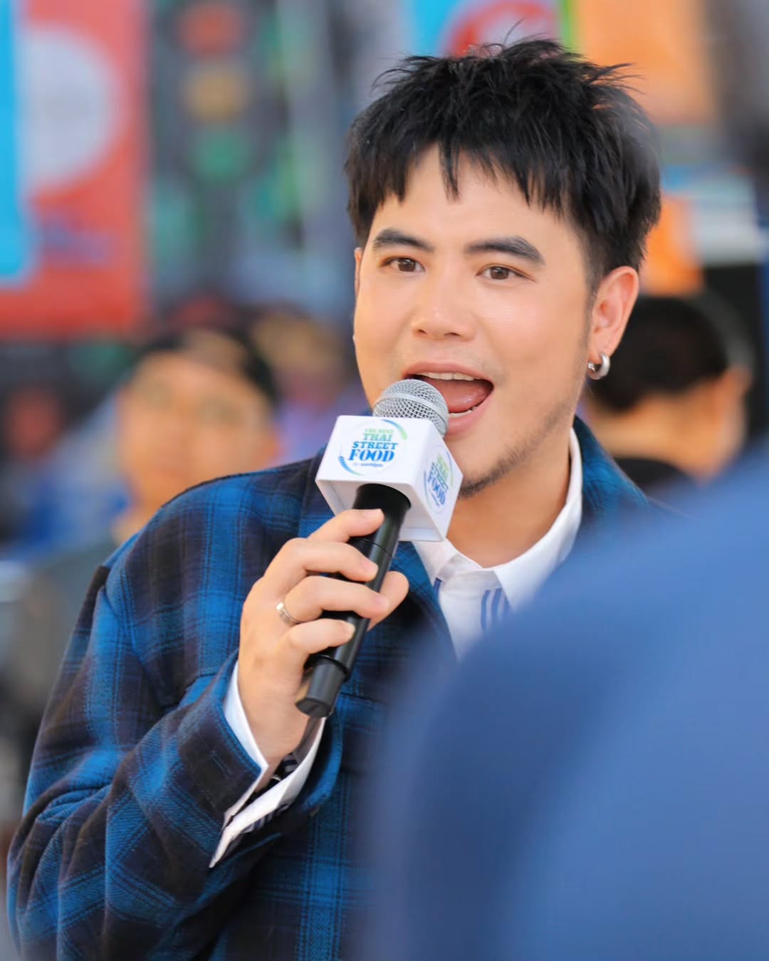 อ๋อง - เขมรัชต์ สุนทรนนท์