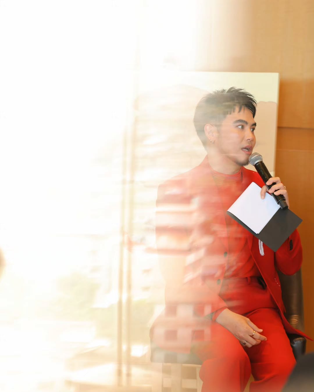 อ๋อง - เขมรัชต์ สุนทรนนท์