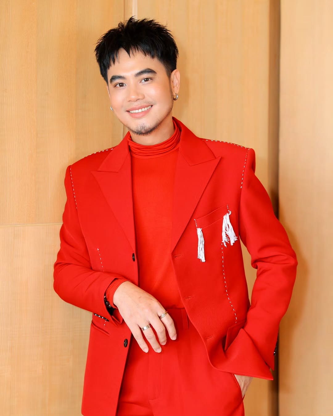 อ๋อง - เขมรัชต์ สุนทรนนท์