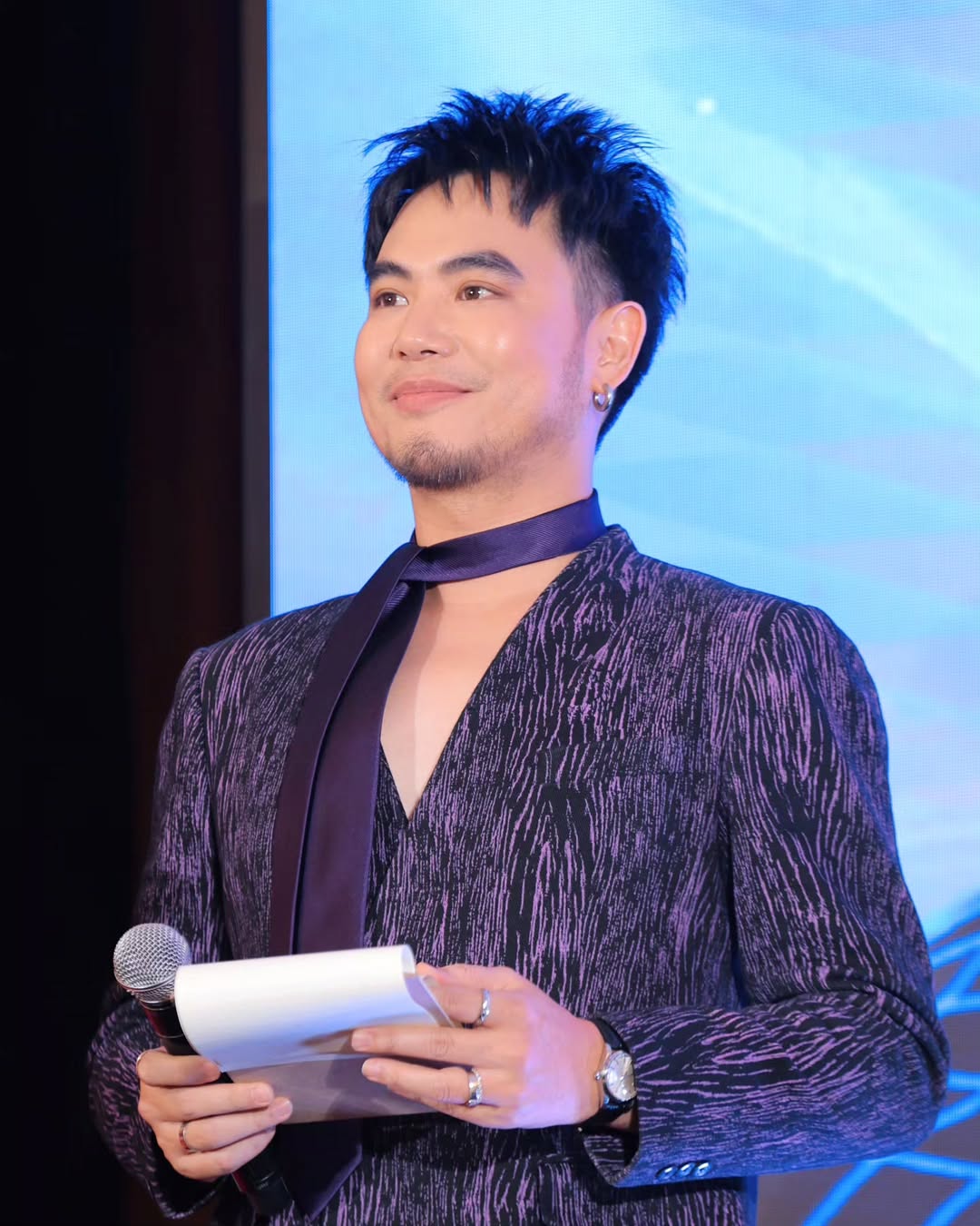 อ๋อง - เขมรัชต์ สุนทรนนท์
