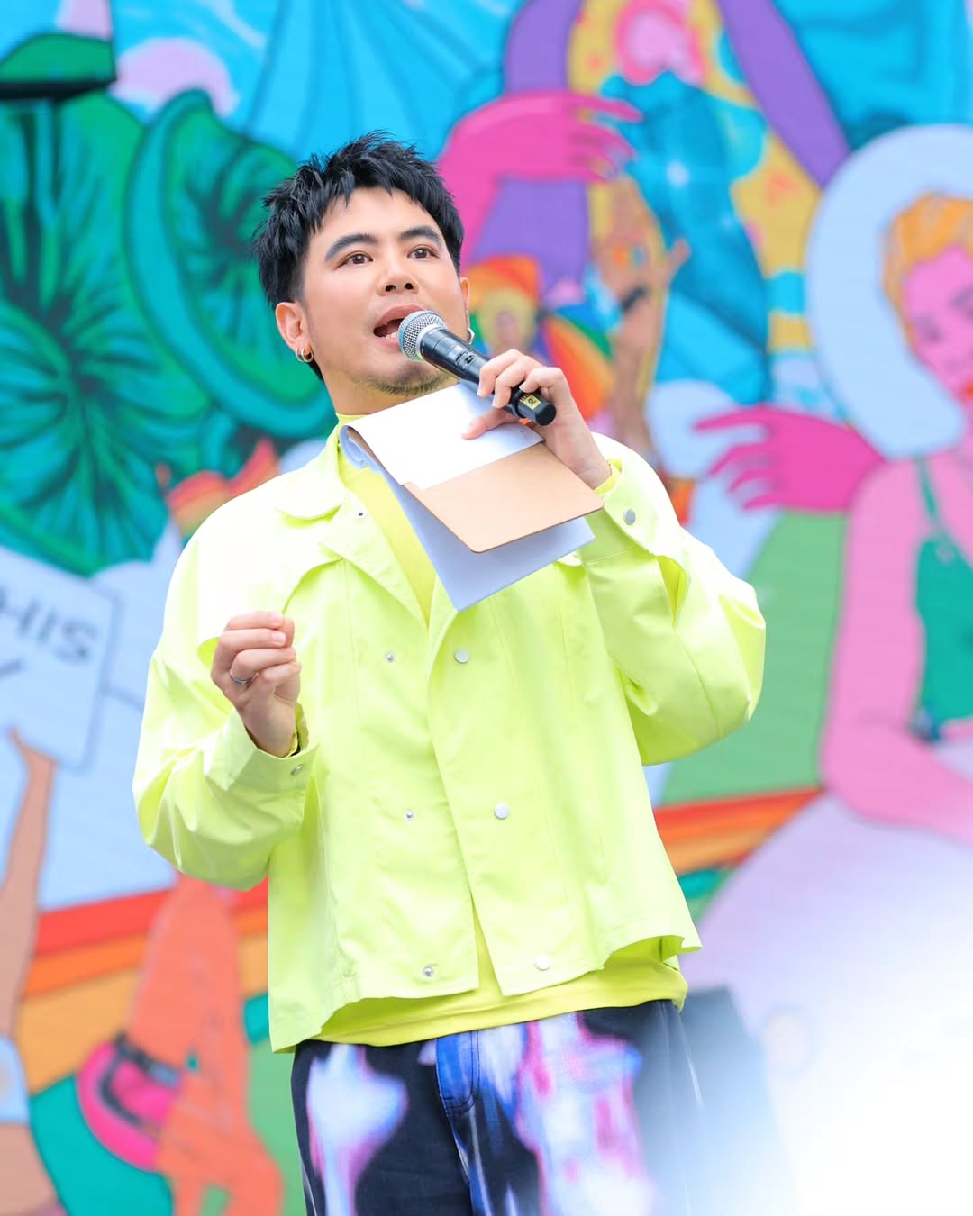 อ๋อง - เขมรัชต์ สุนทรนนท์