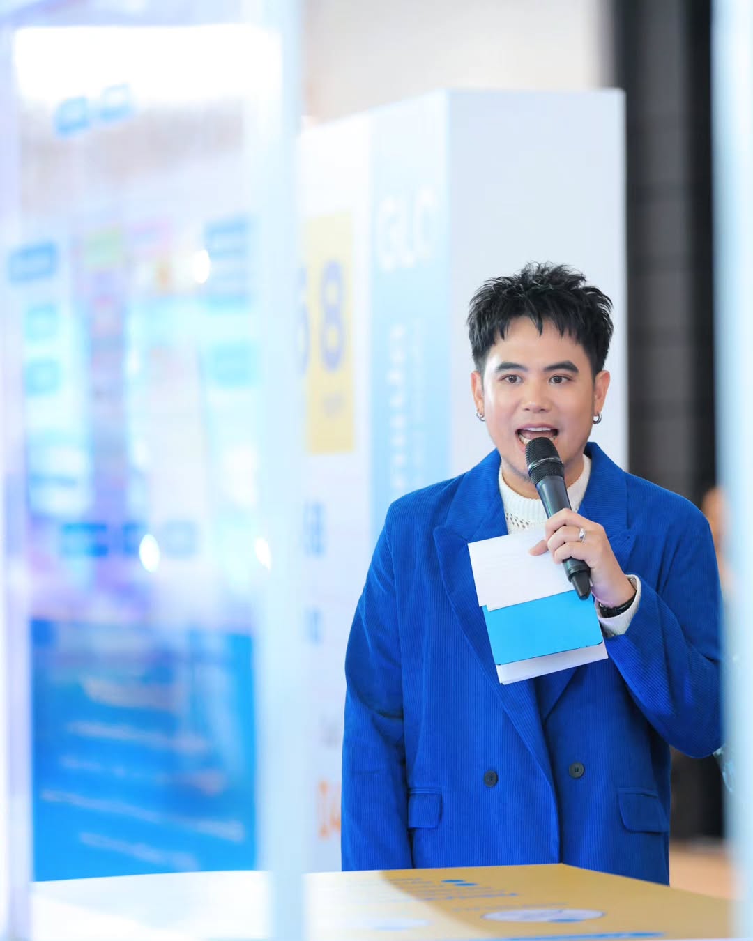อ๋อง - เขมรัชต์ สุนทรนนท์