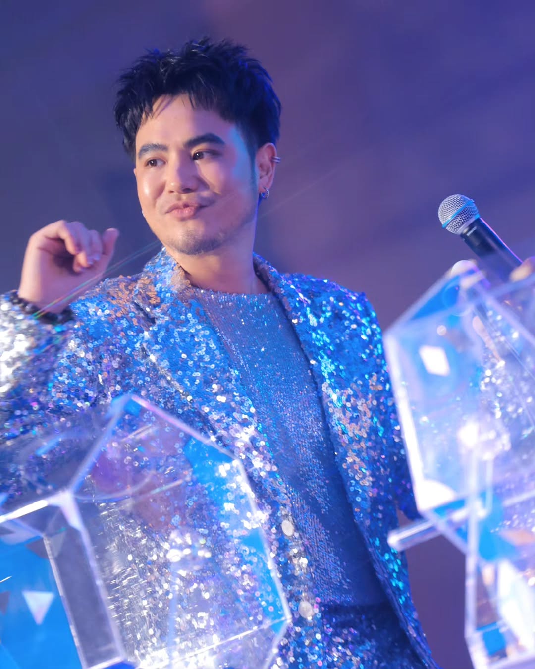 อ๋อง - เขมรัชต์ สุนทรนนท์